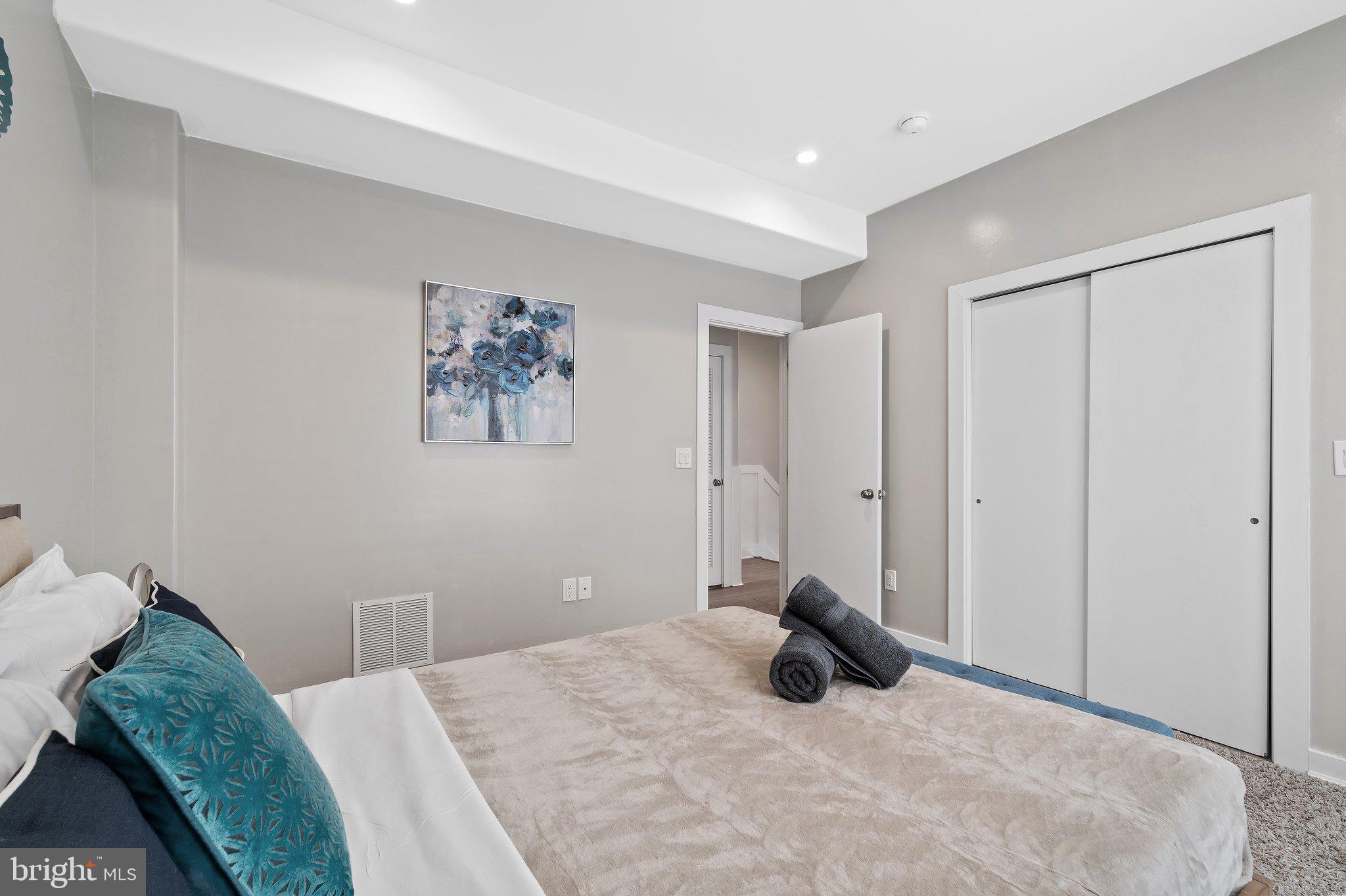 1402 ELLSWORTH STREET