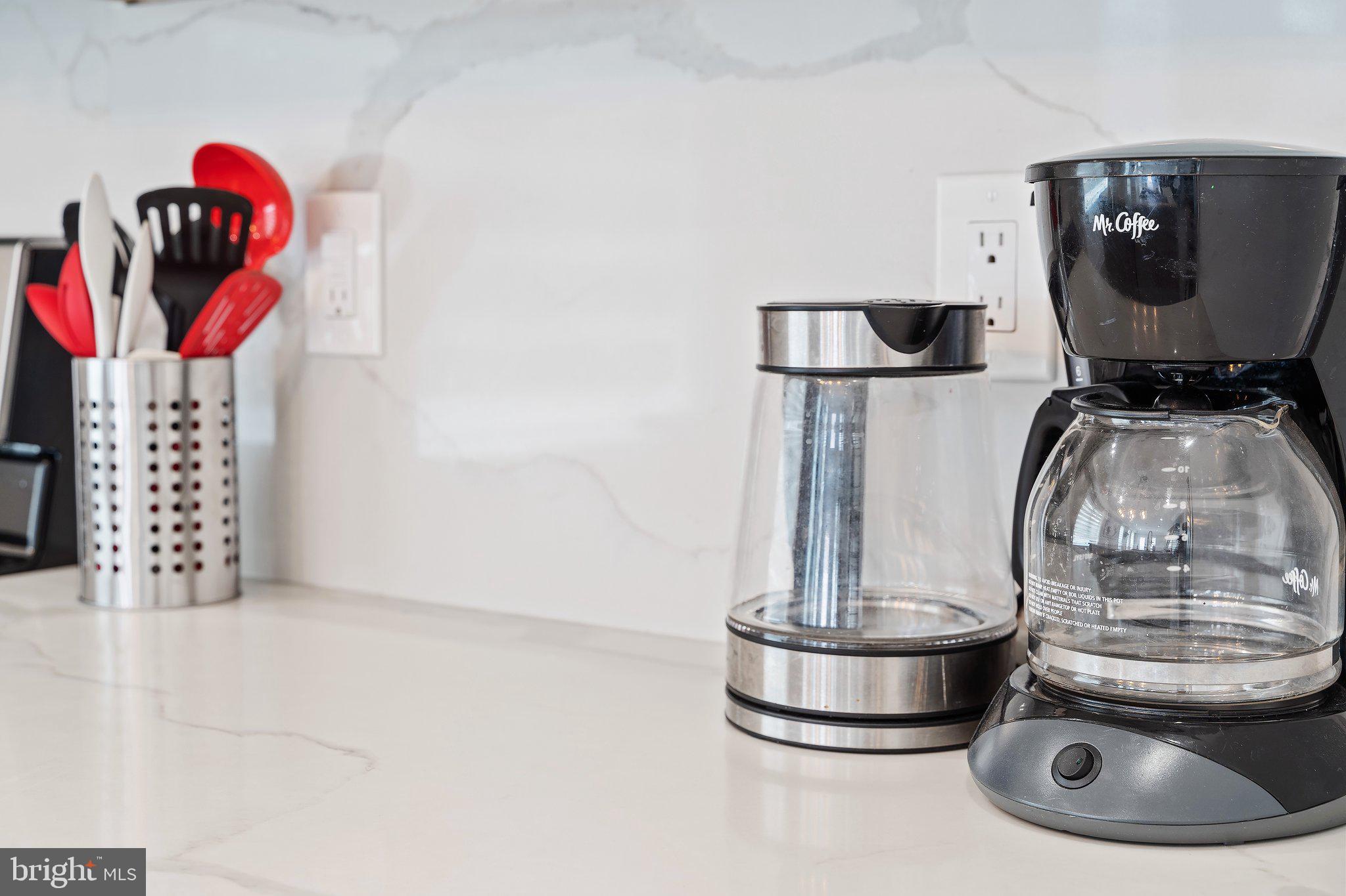 1402 ELLSWORTH STREET