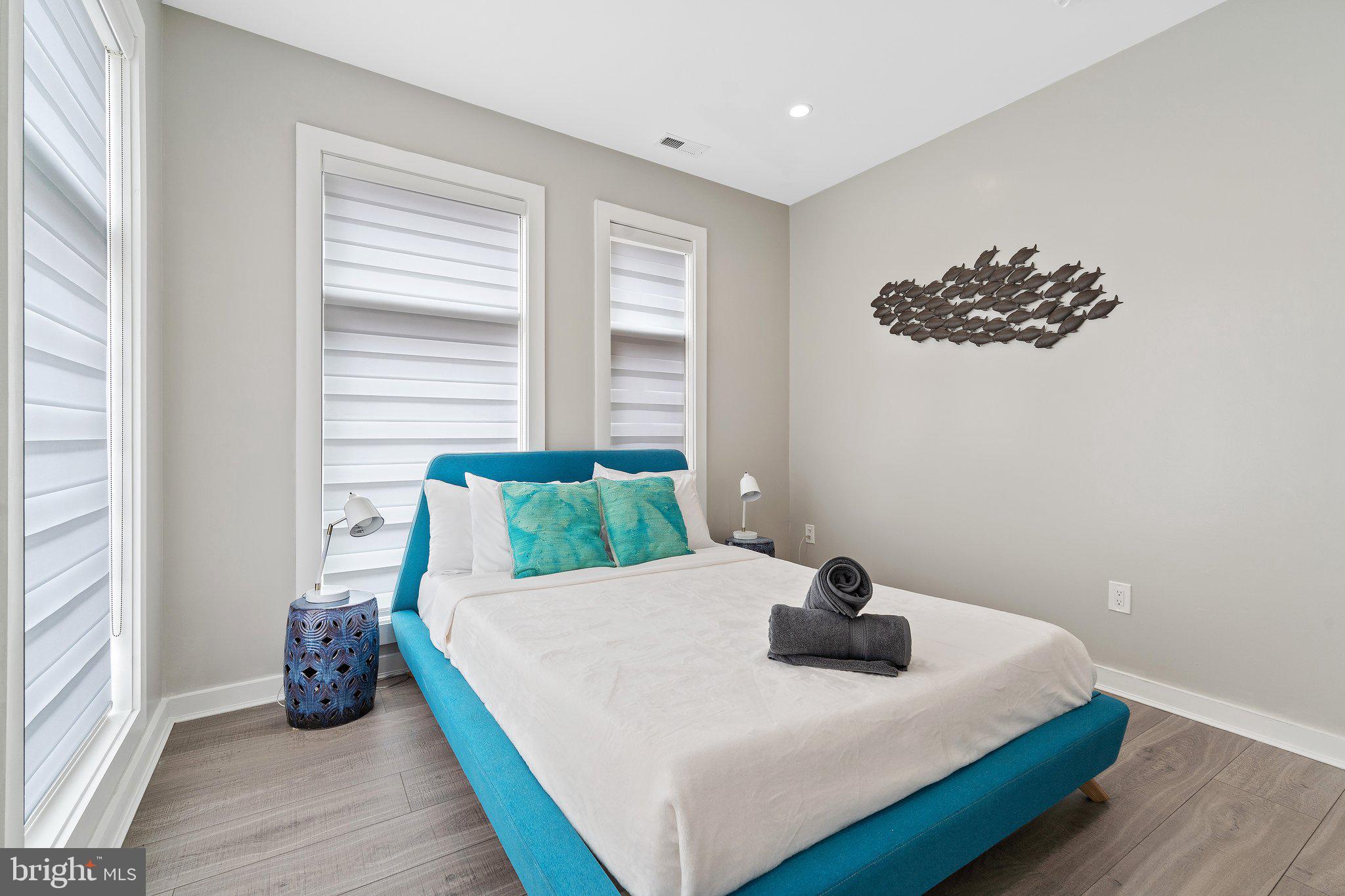 1402 ELLSWORTH STREET