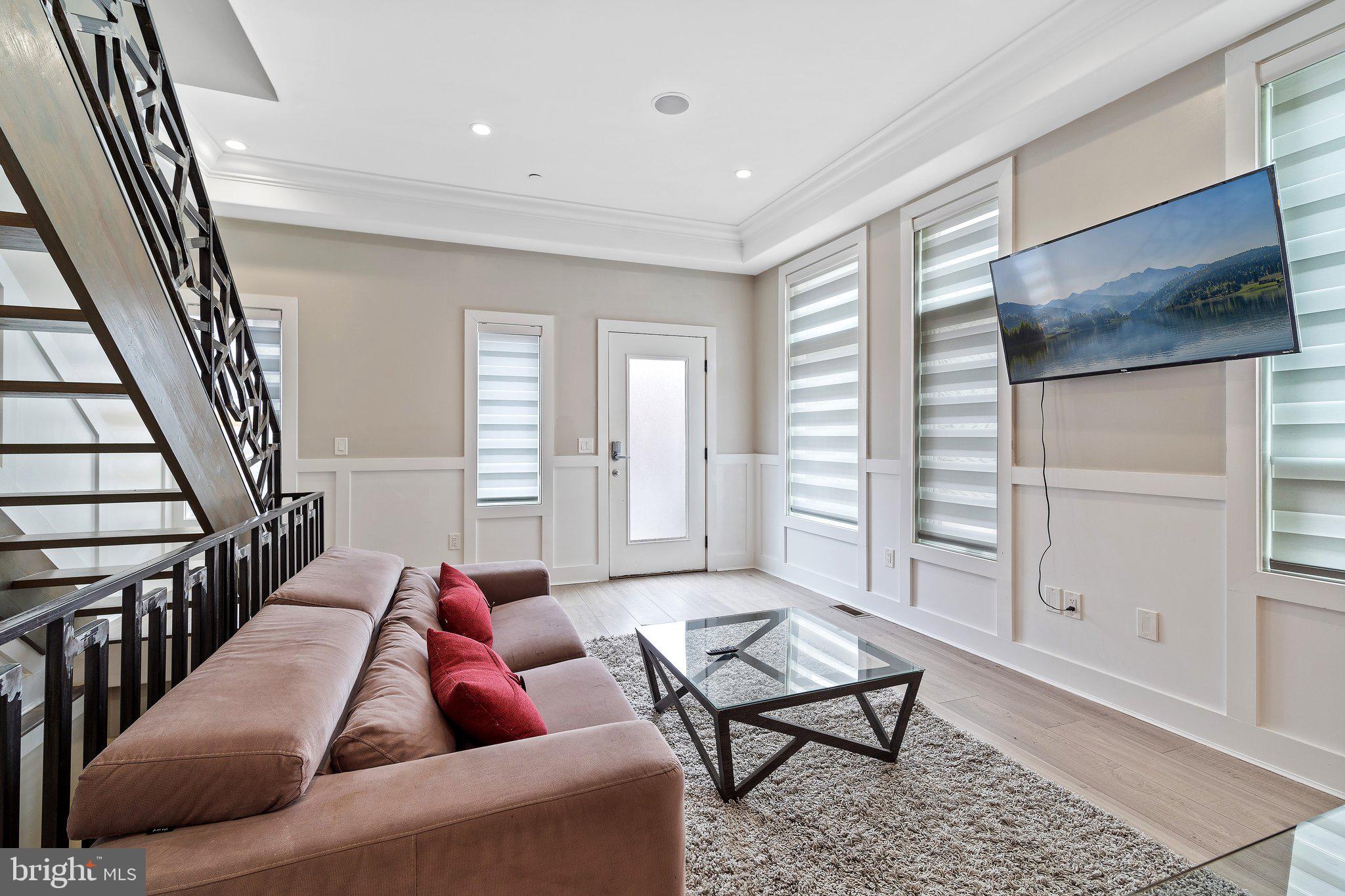 1402 ELLSWORTH STREET