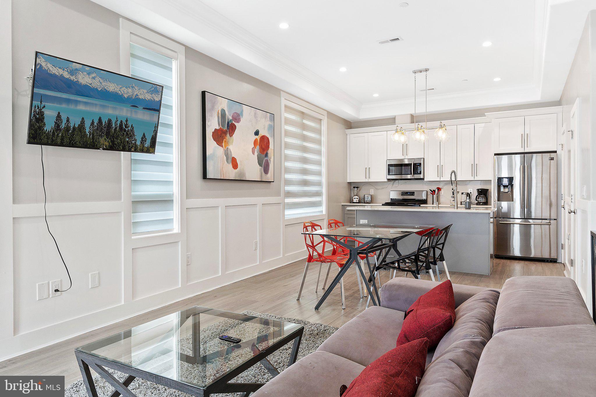 1402 ELLSWORTH STREET