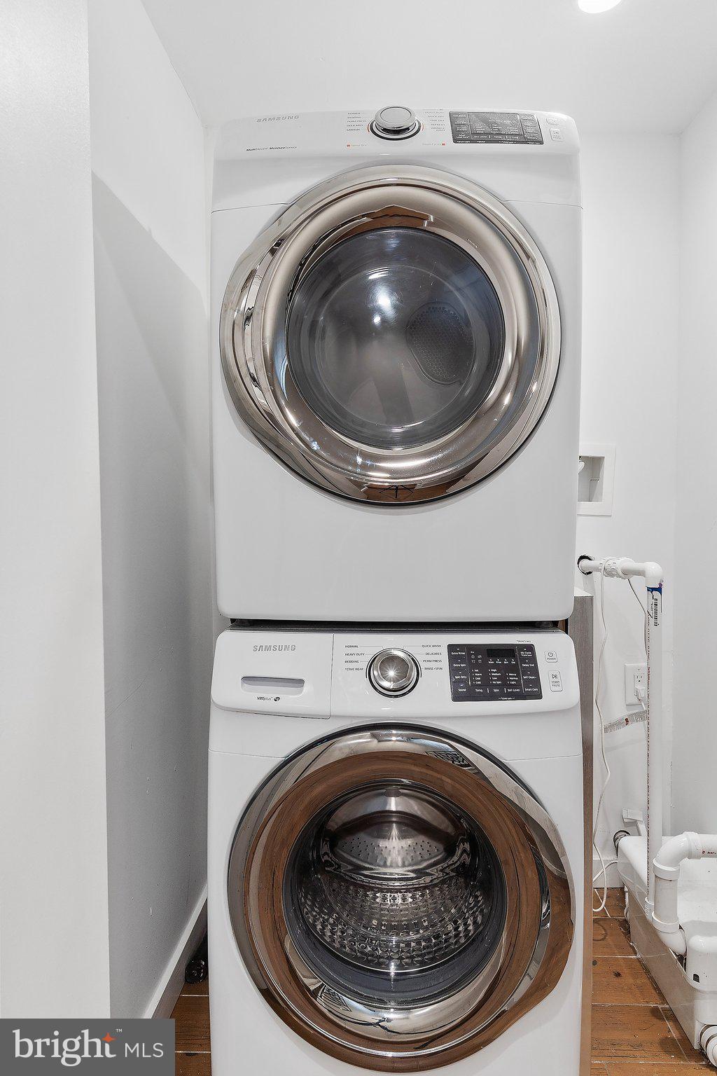 1402 ELLSWORTH STREET