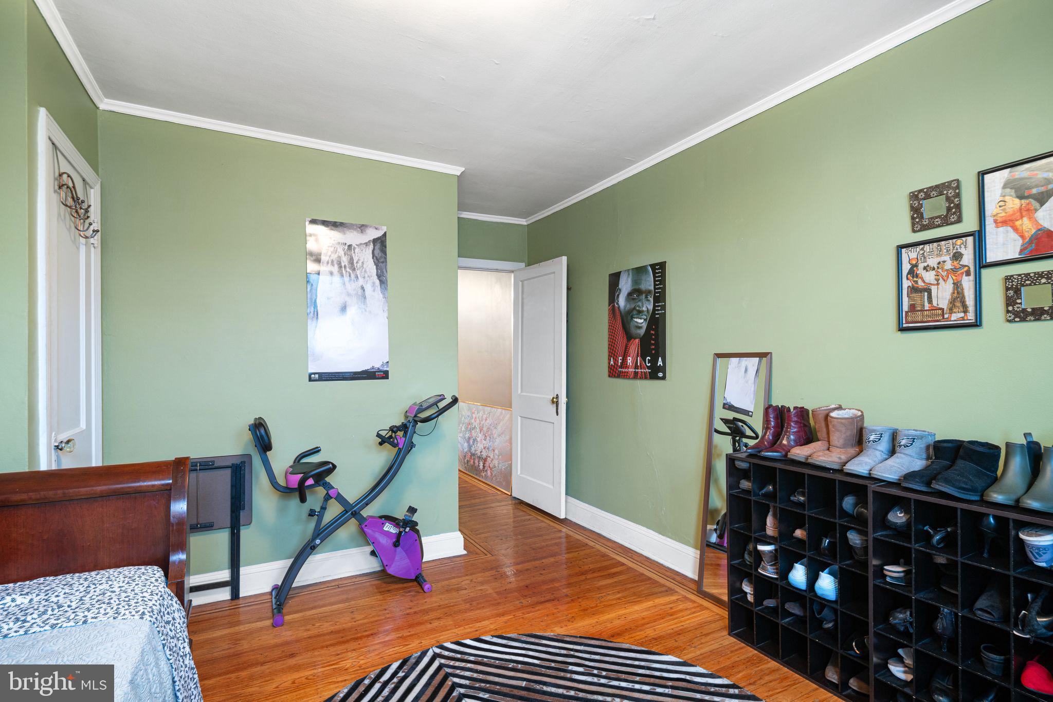 5735 W JEFFERSON STREET