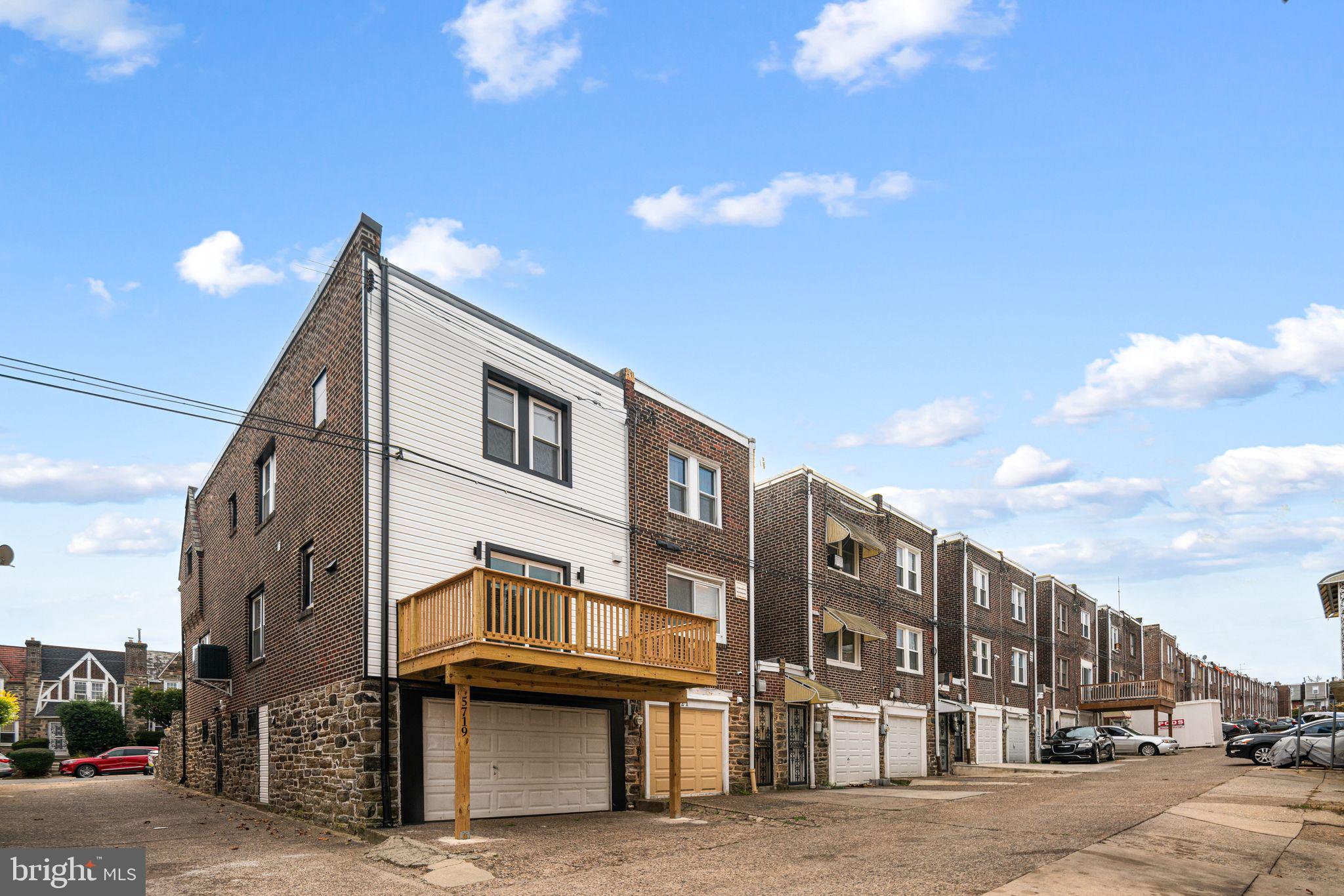 5735 W JEFFERSON STREET