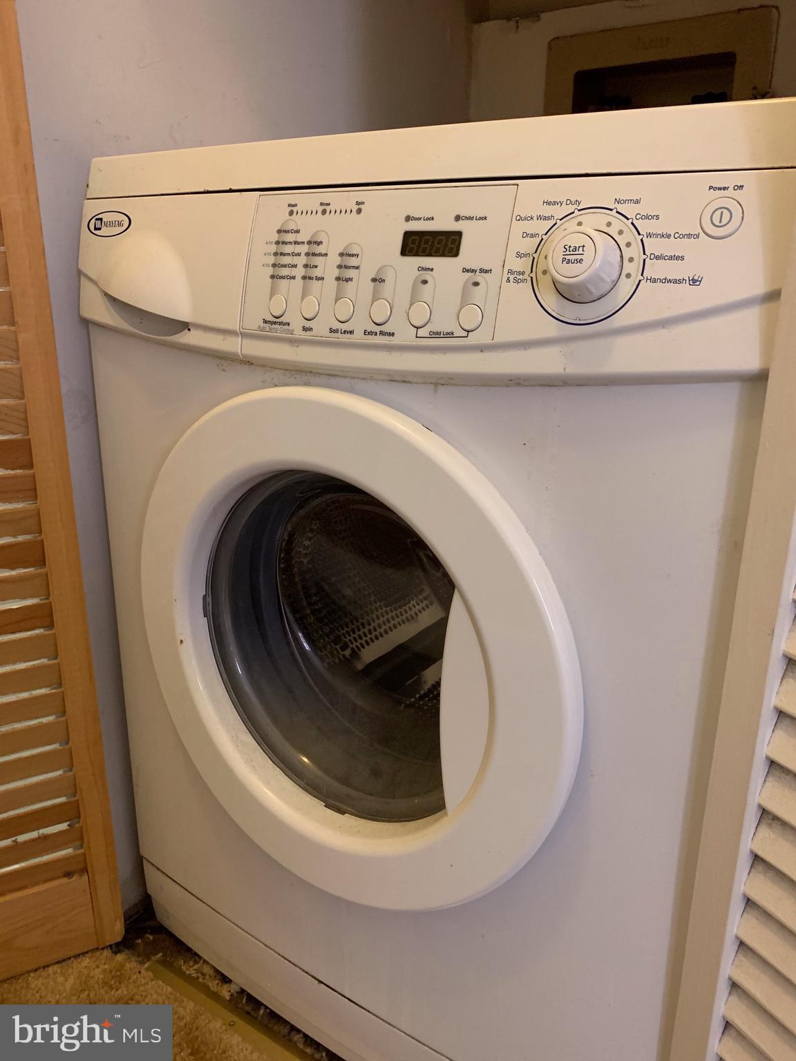 1203 LOCUST STREET 2F