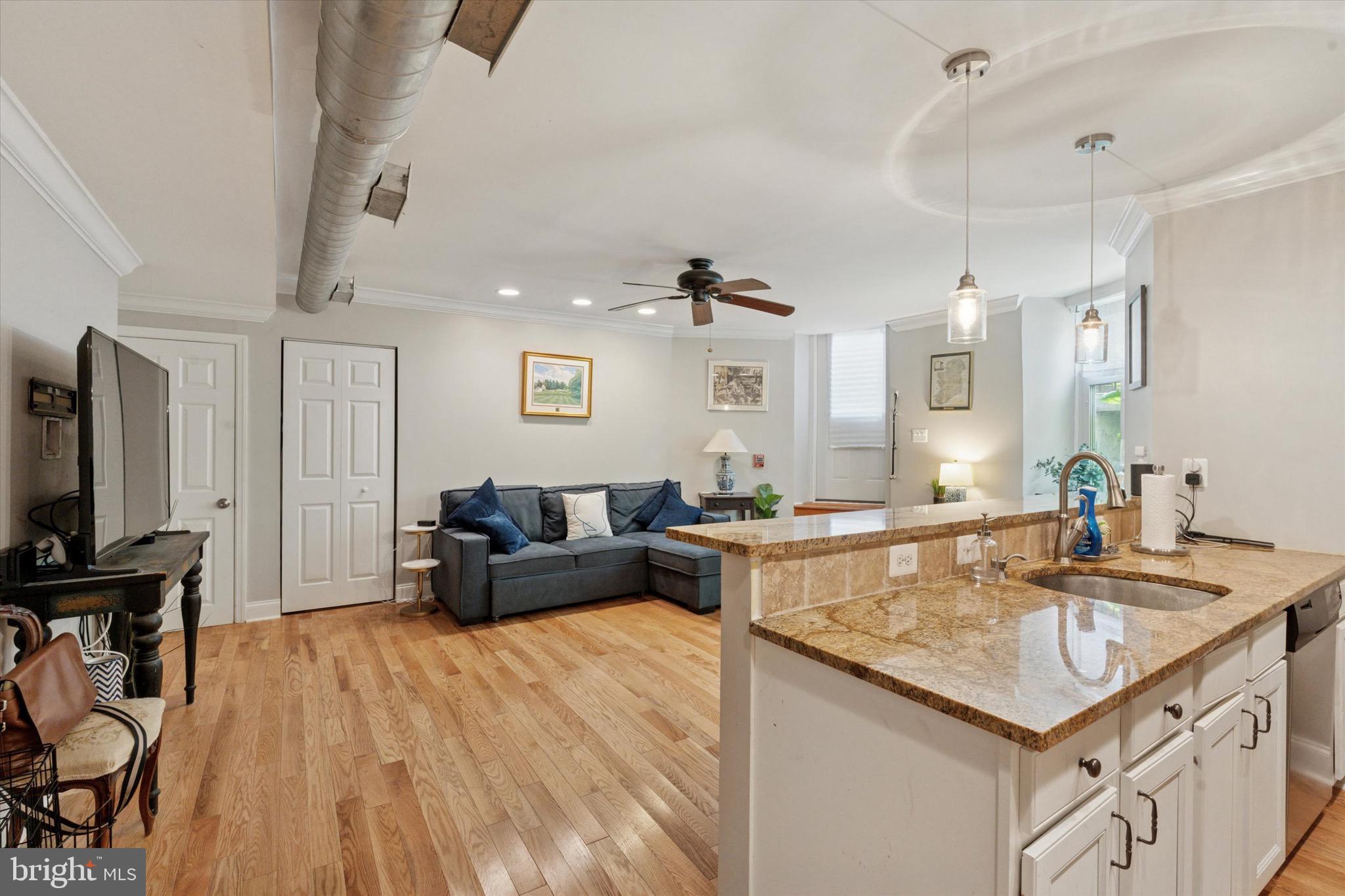 1931 SPRUCE STREET 1C