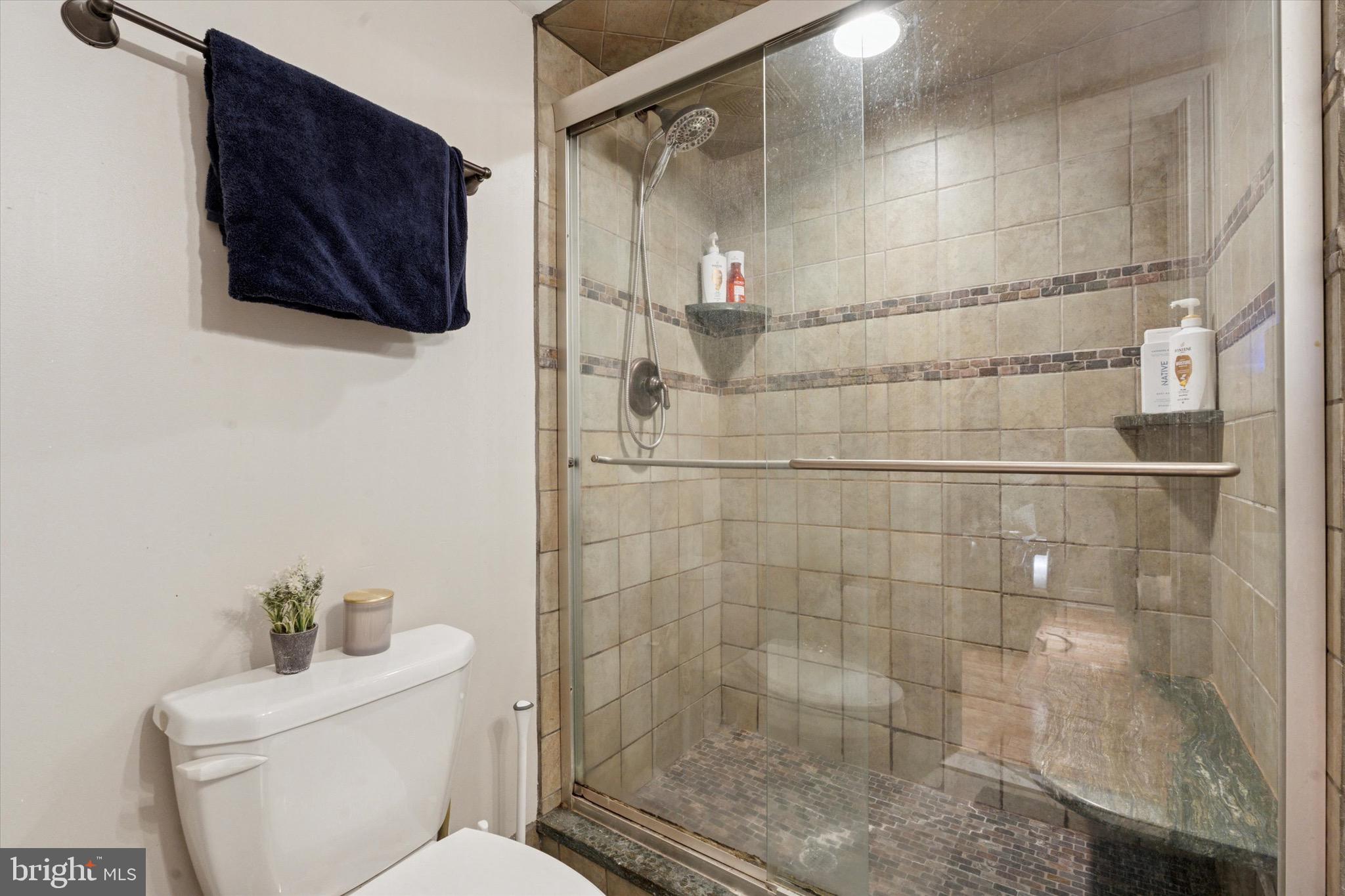 1931 SPRUCE STREET 1C