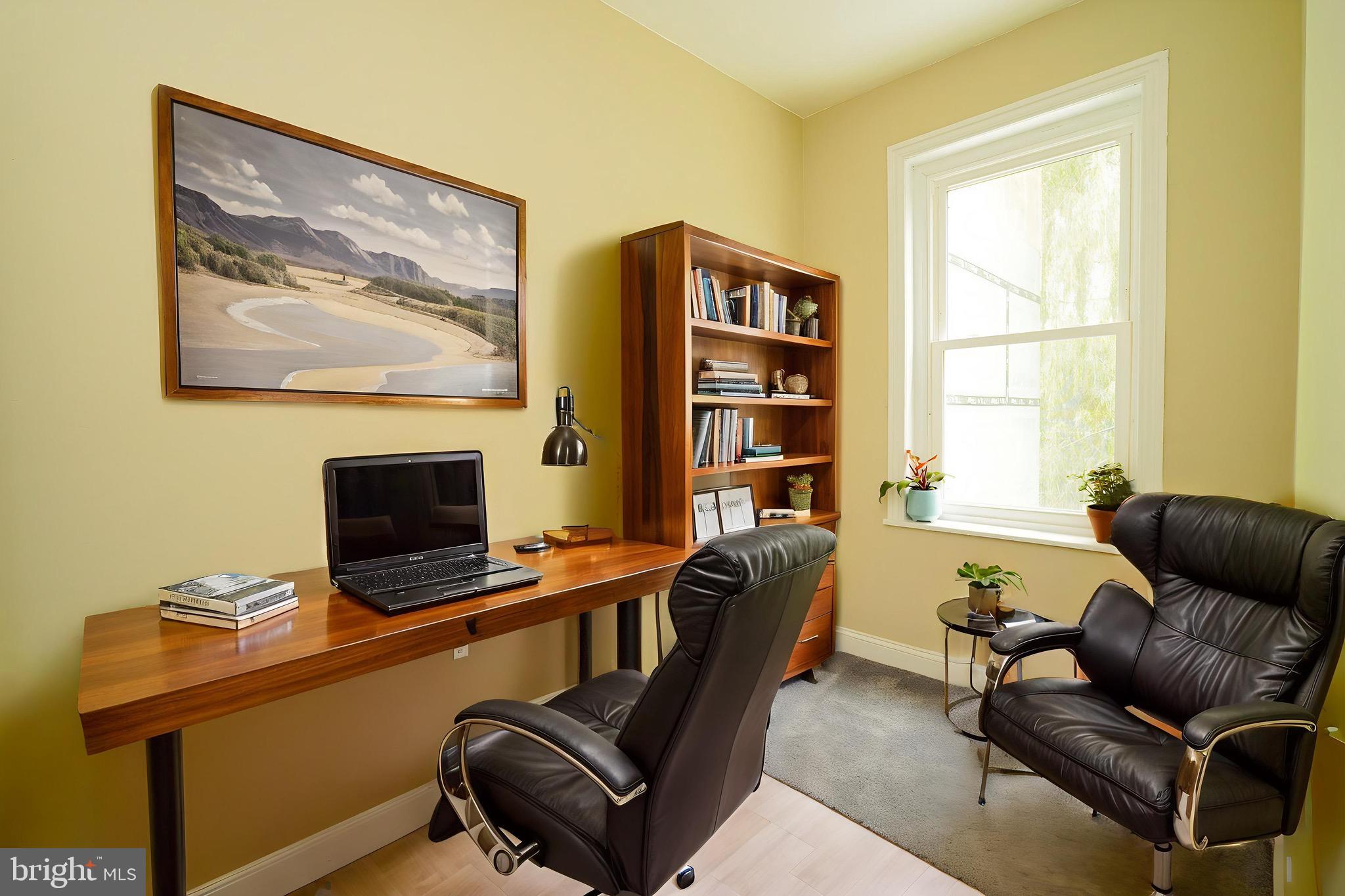 1847 E HAROLD STREET