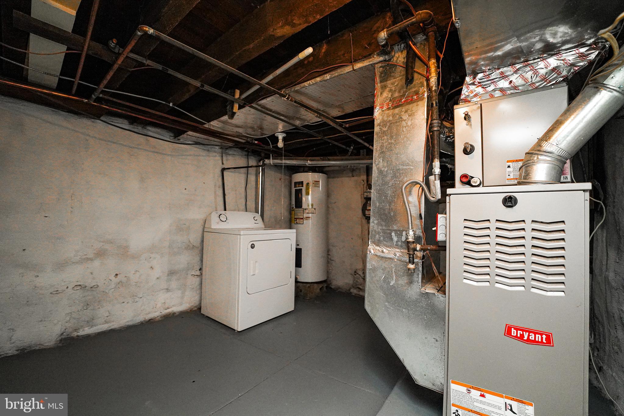 1847 E HAROLD STREET