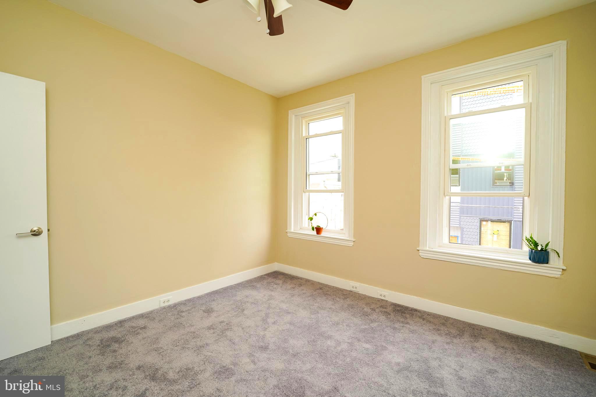 1847 E HAROLD STREET