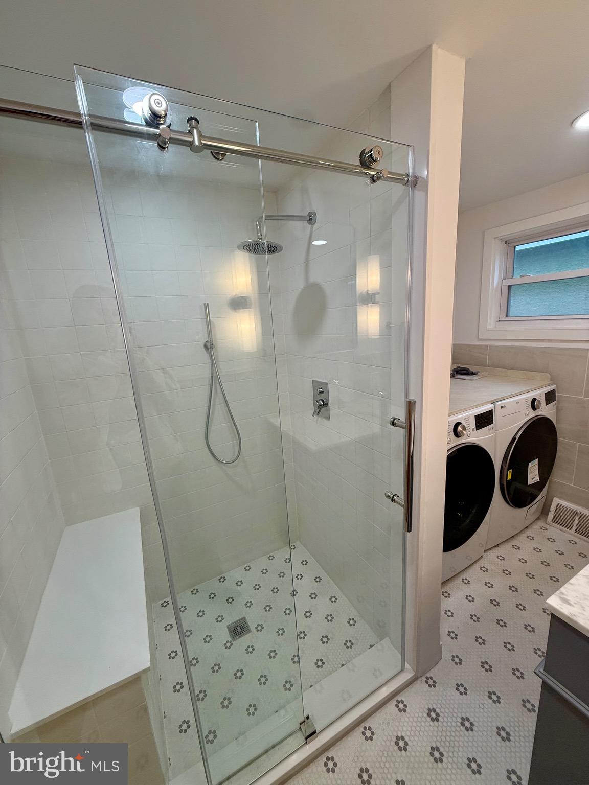 1249 E OXFORD STREET