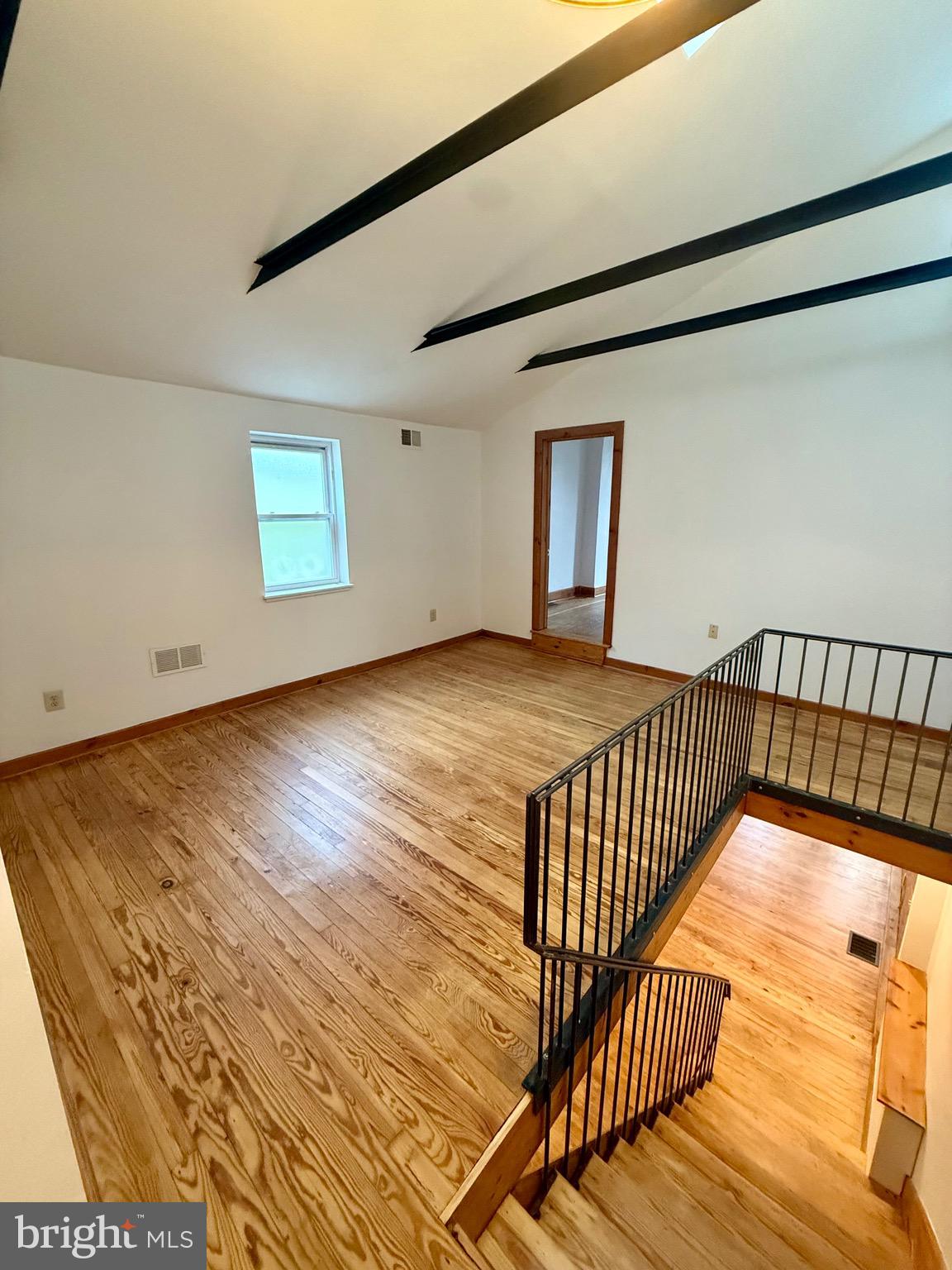 1249 E OXFORD STREET