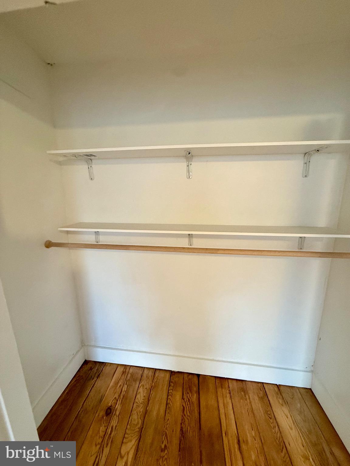 1249 E OXFORD STREET