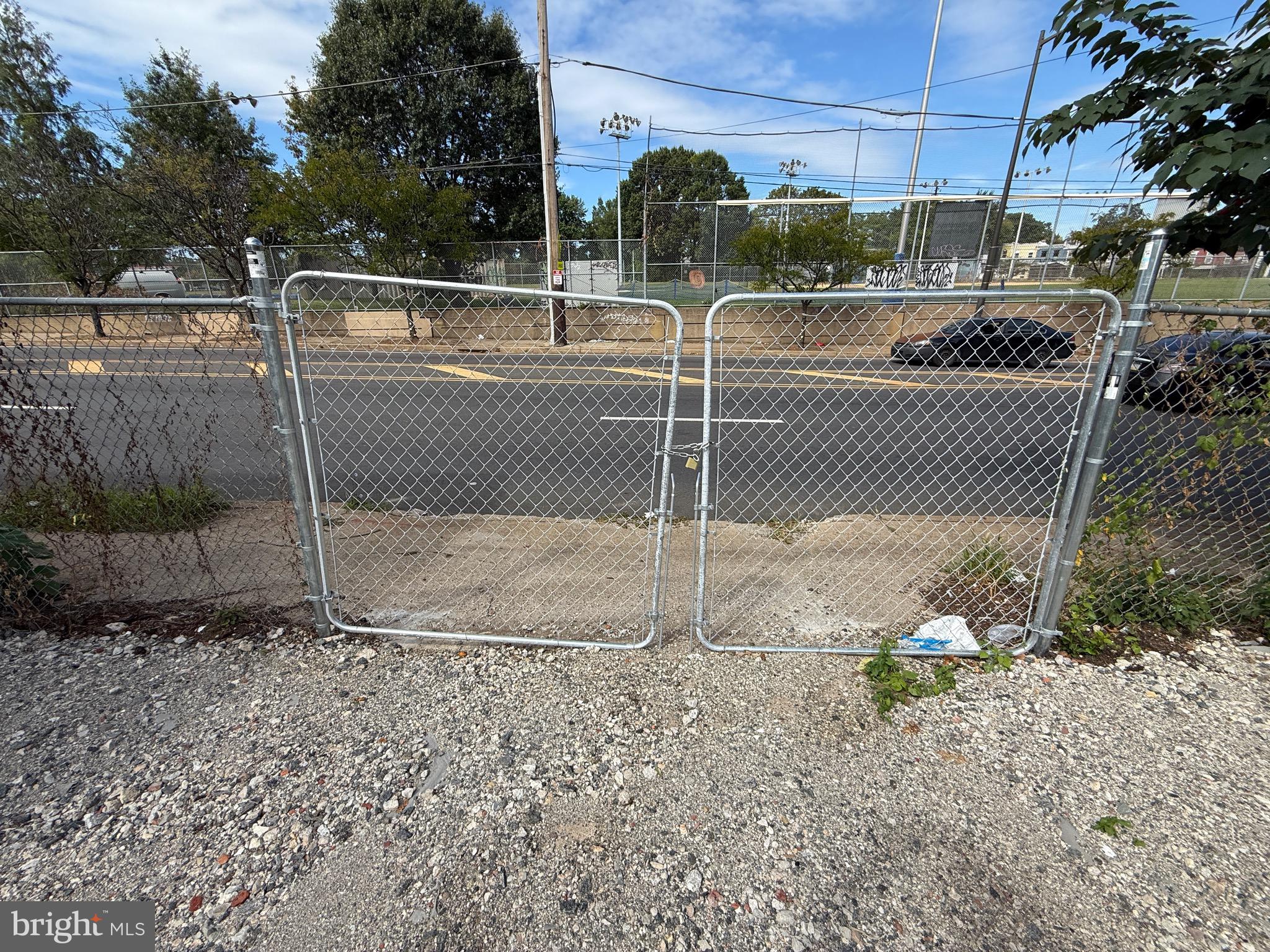 1444 GRAYS FERRY AVENUE