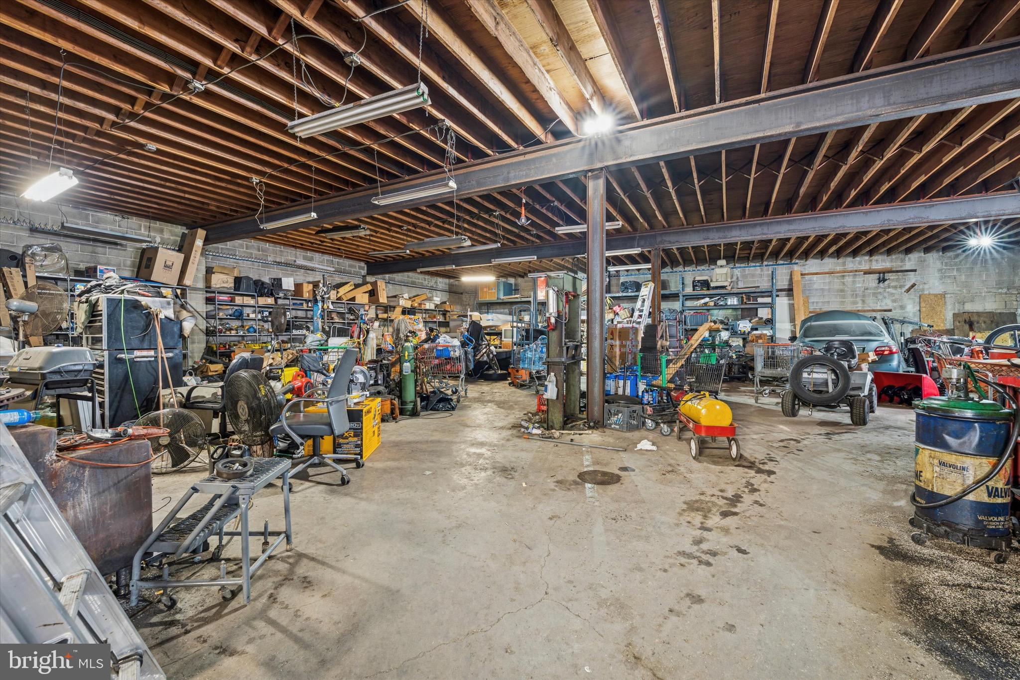 2200-2216 N FAIRHILL STREET