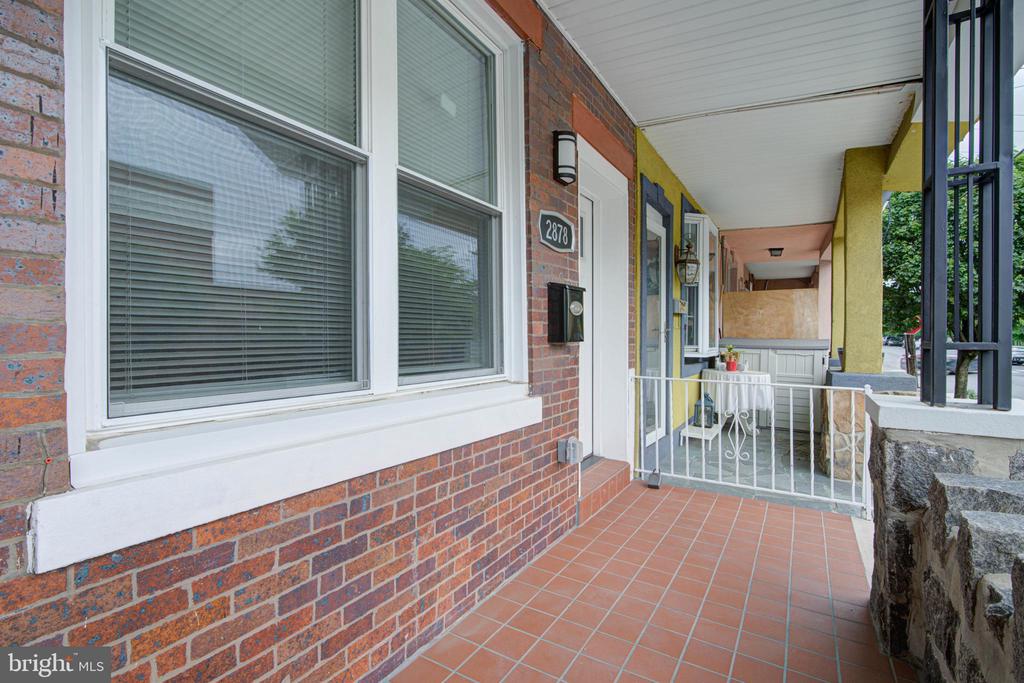 2878 CEDAR STREET