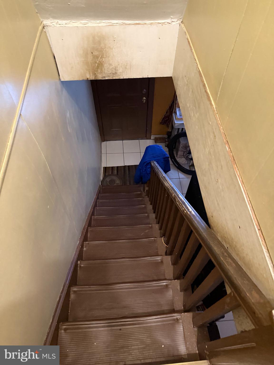 2045 S DARIEN STREET