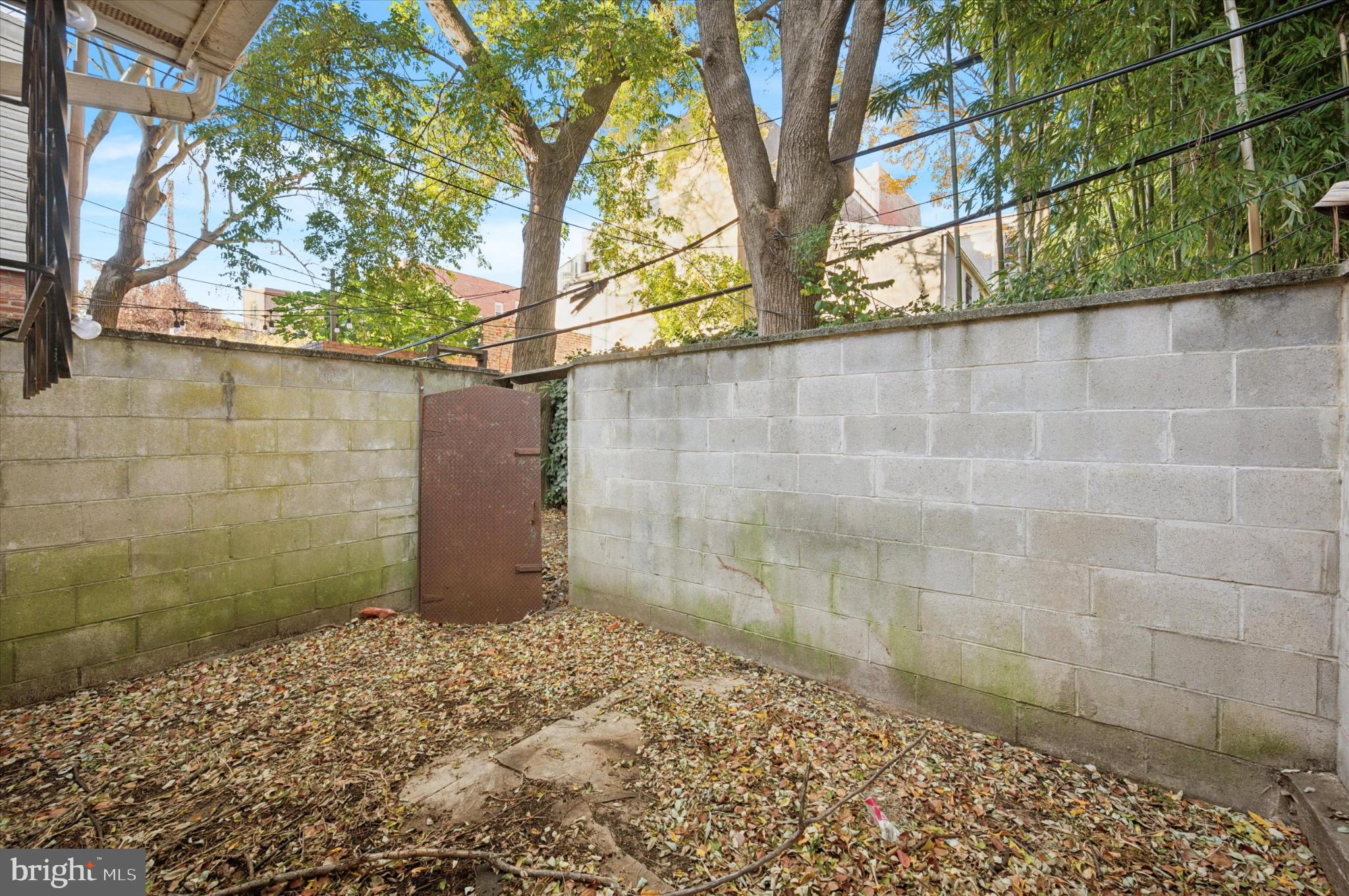 1000 N RANDOLPH STREET