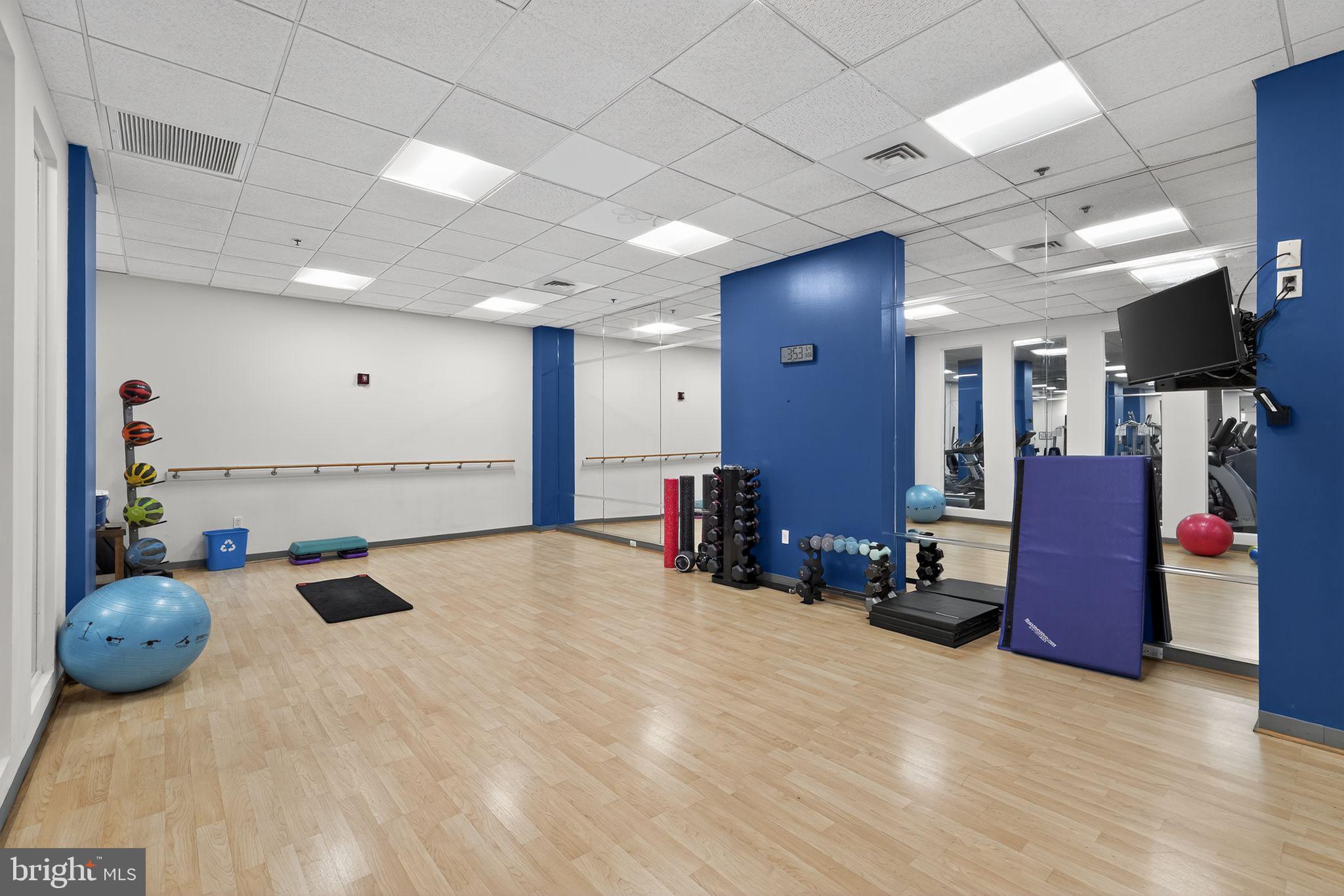 1425 LOCUST STREET 15F