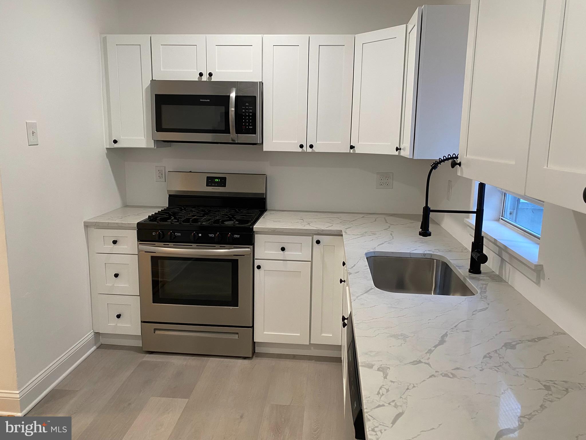 1936 MCCLELLAN STREET