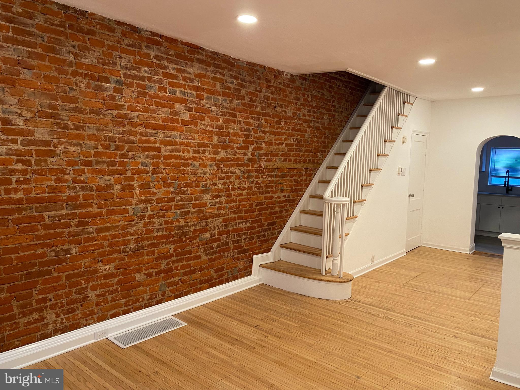 1936 MCCLELLAN STREET