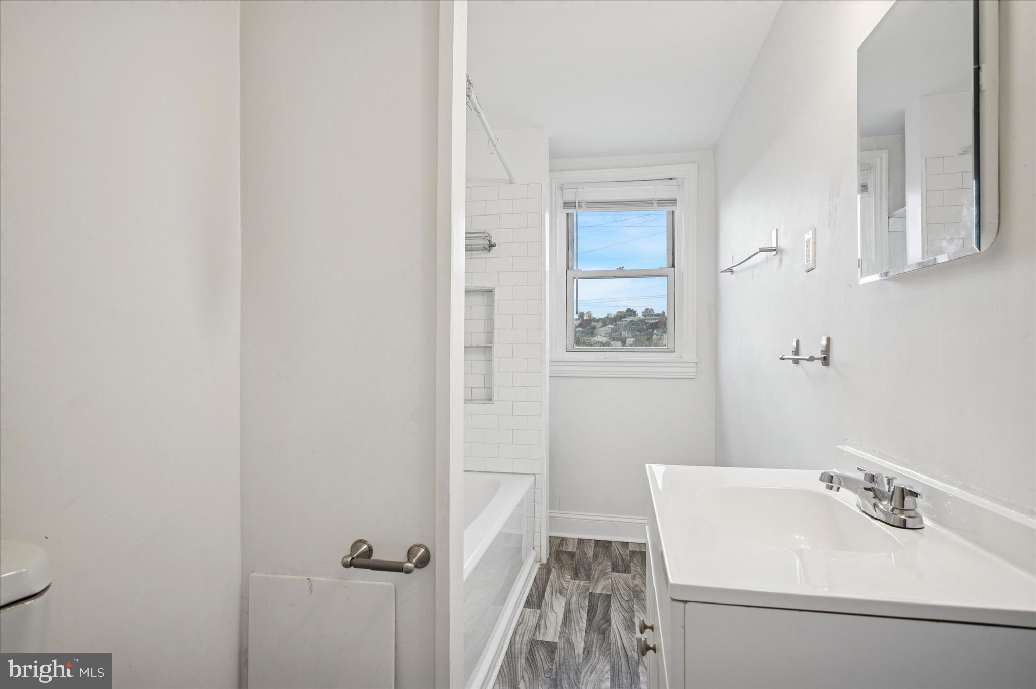 4645 UMBRIA STREET 3