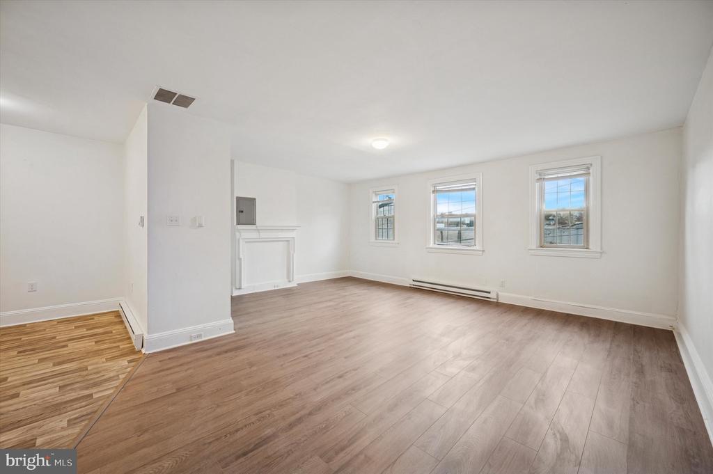 4645 UMBRIA STREET 3