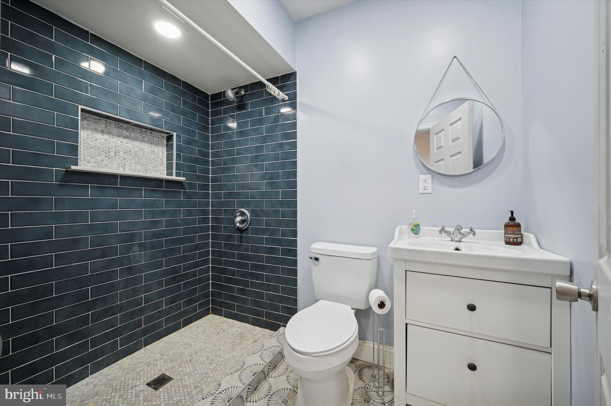 4645 UMBRIA STREET 1