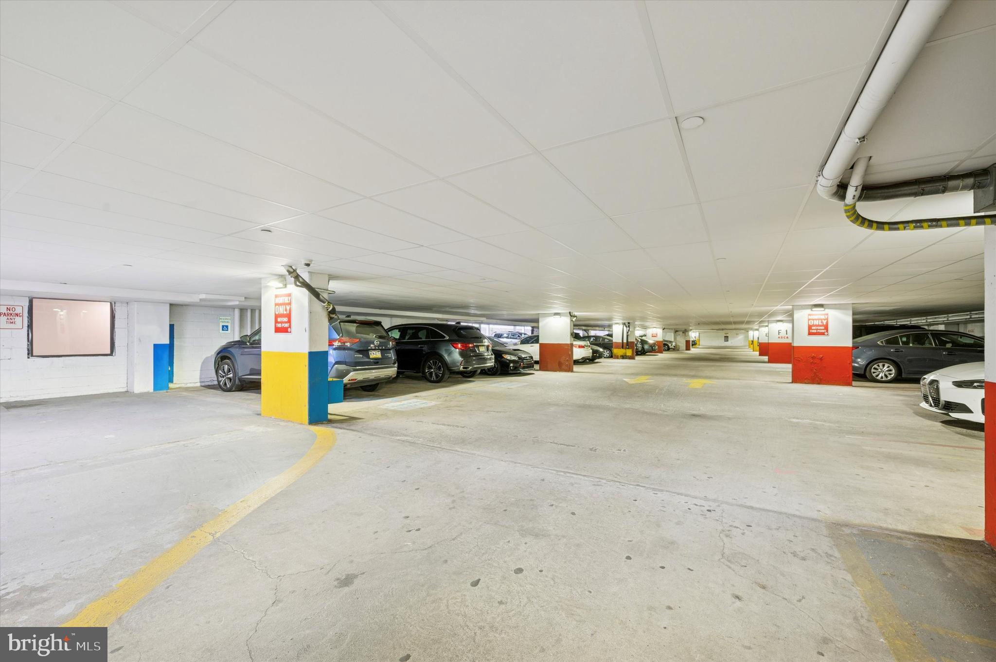 200 LOMBARD STREET 10 739