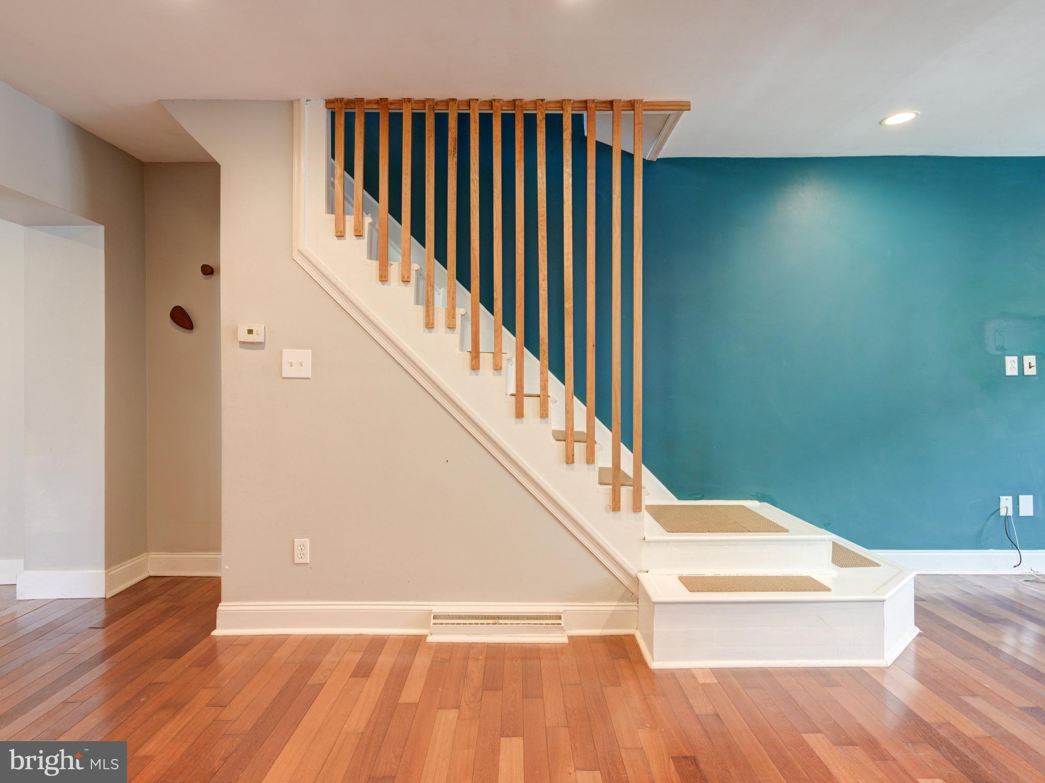 3258 LIVINGSTON STREET