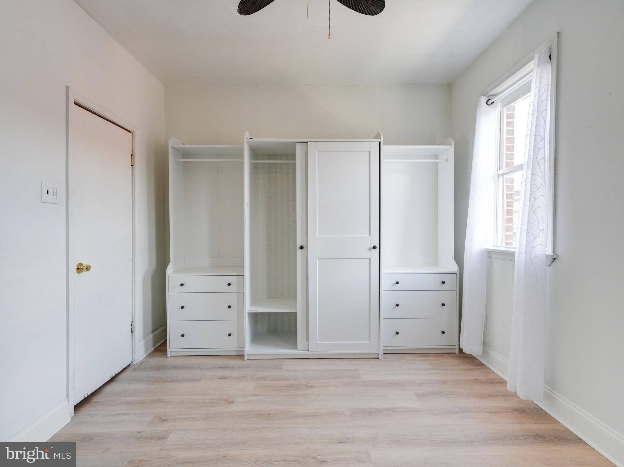 3258 LIVINGSTON STREET