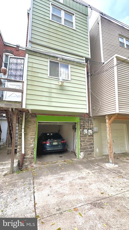 1947 N 52ND STREET