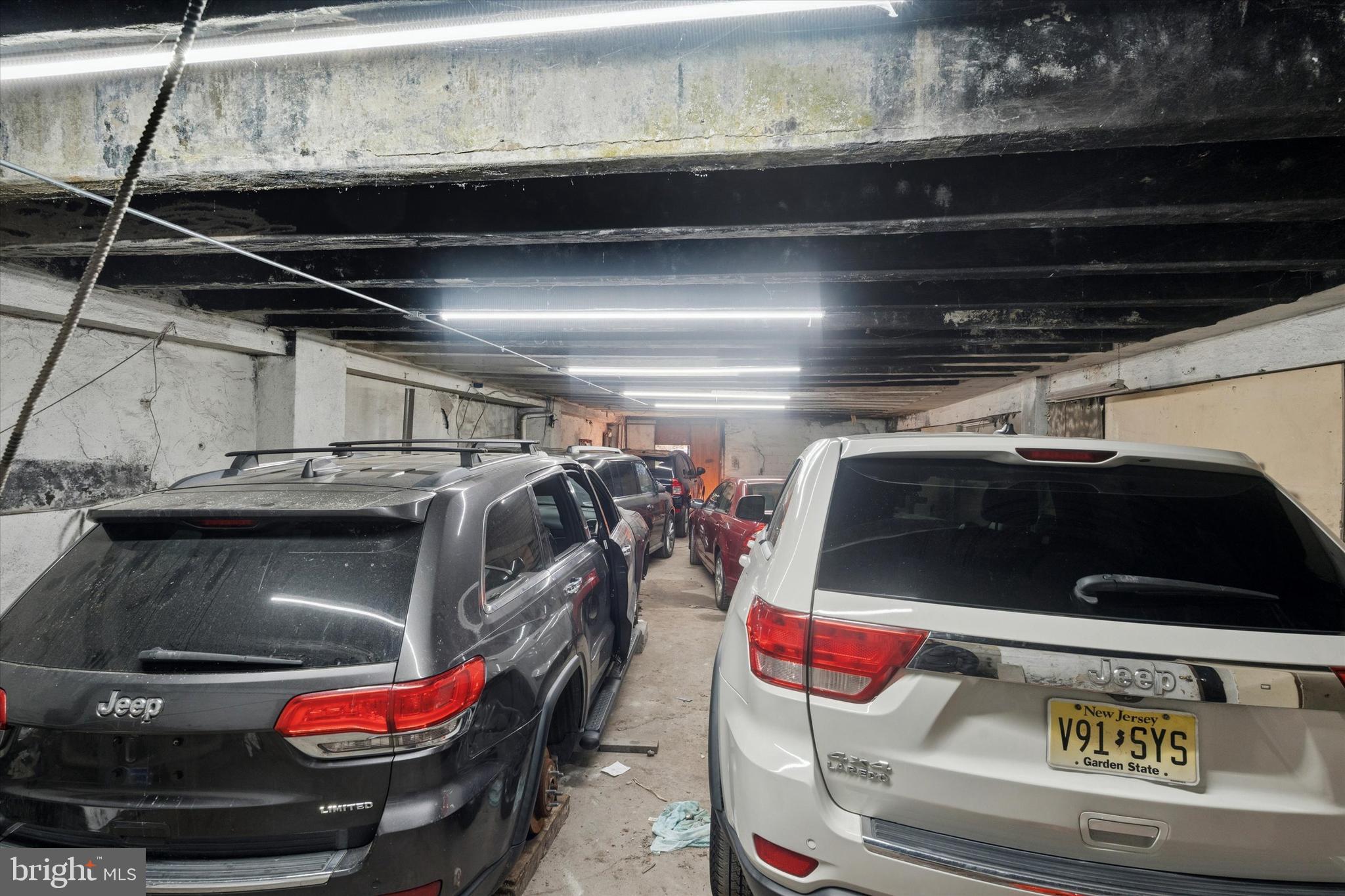 2001 N 19TH STREET 17