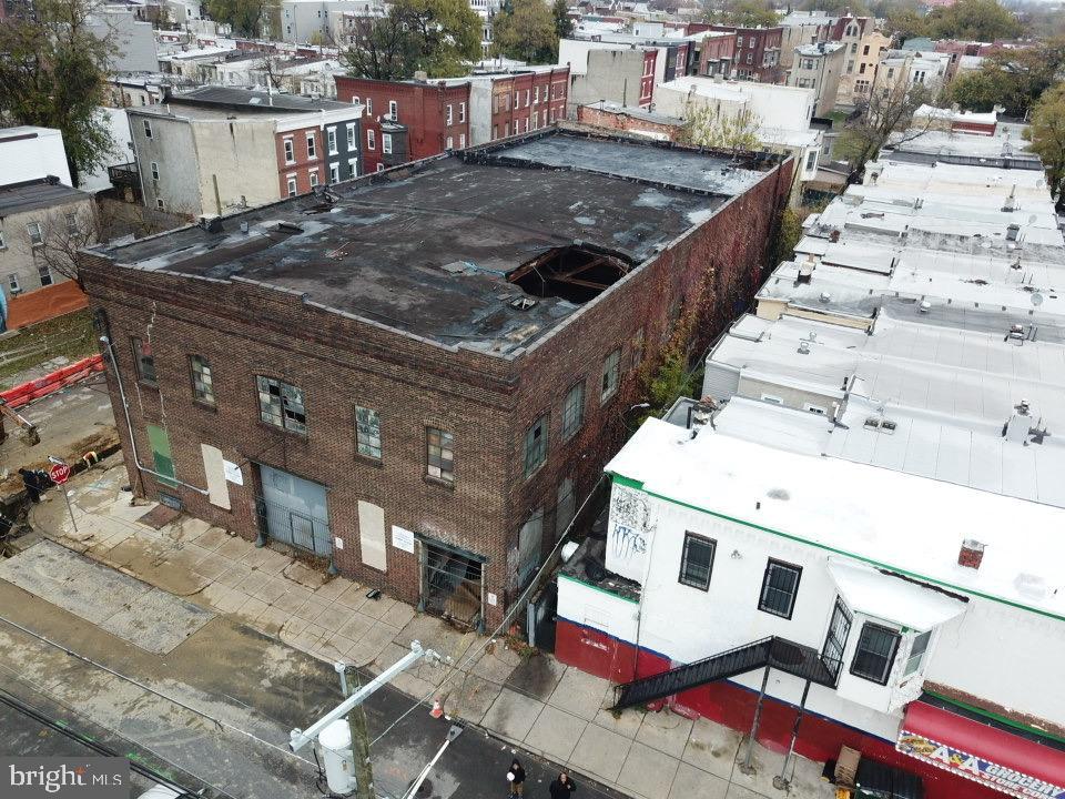 2001 N 19TH STREET 17