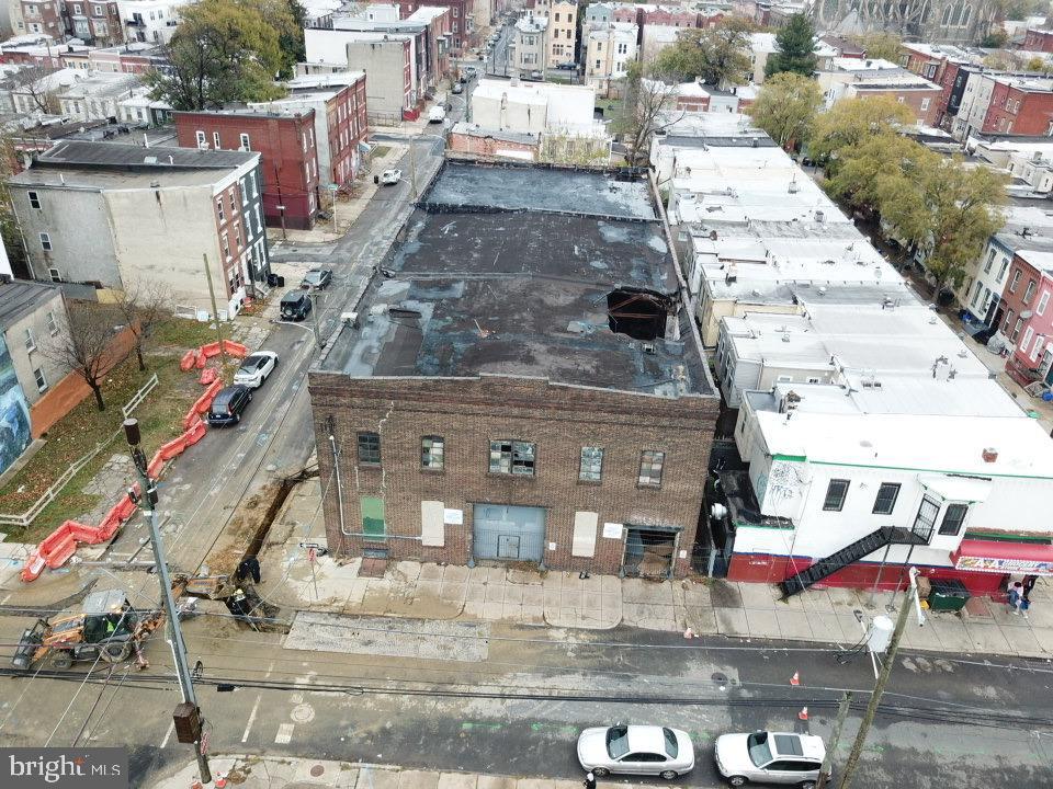 2001 N 19TH STREET 17