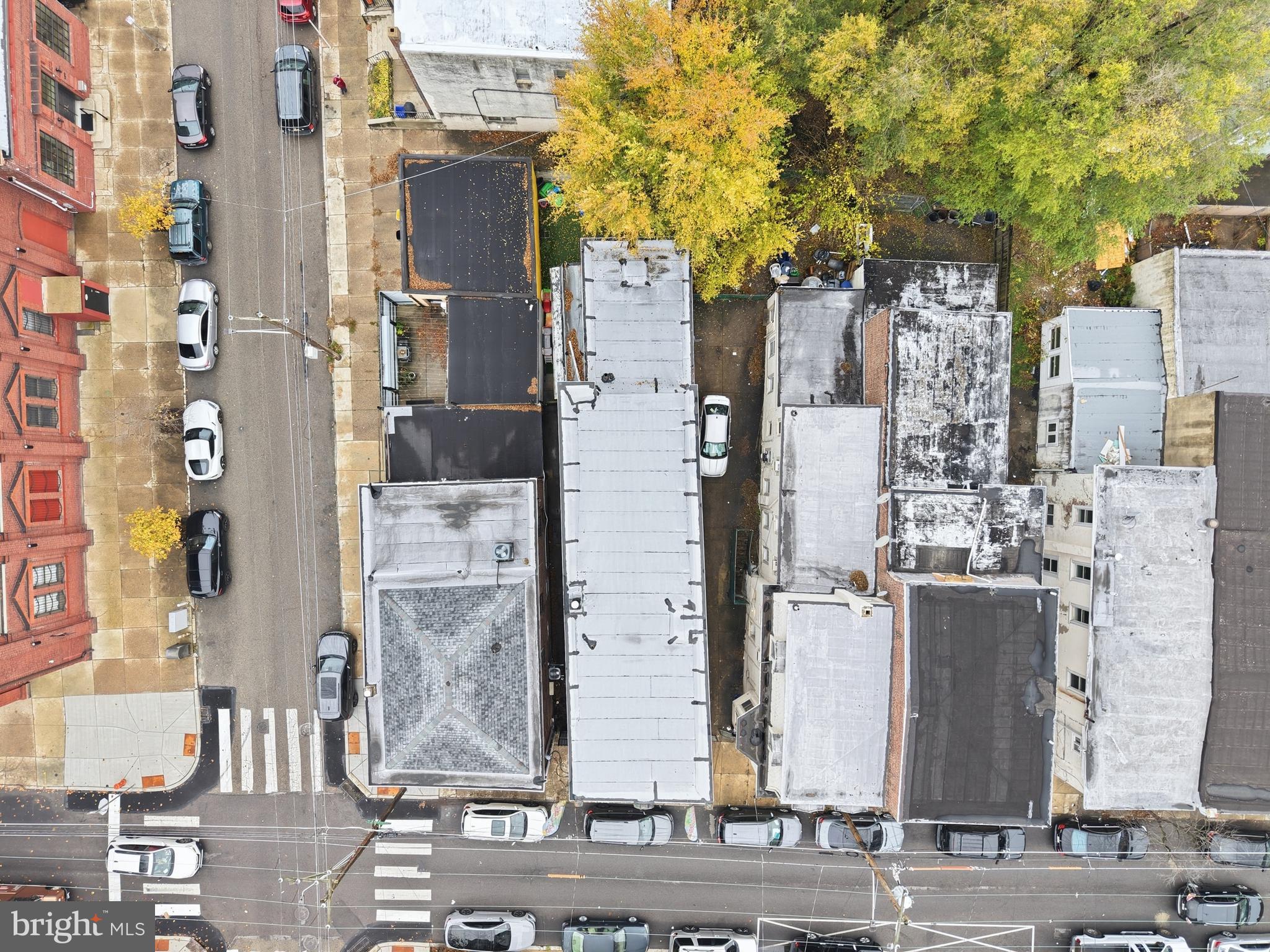 4830 LONGSHORE AVENUE