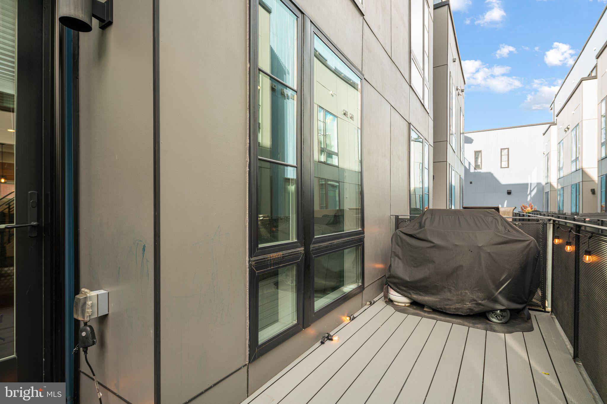 1757 WATERLOO STREET