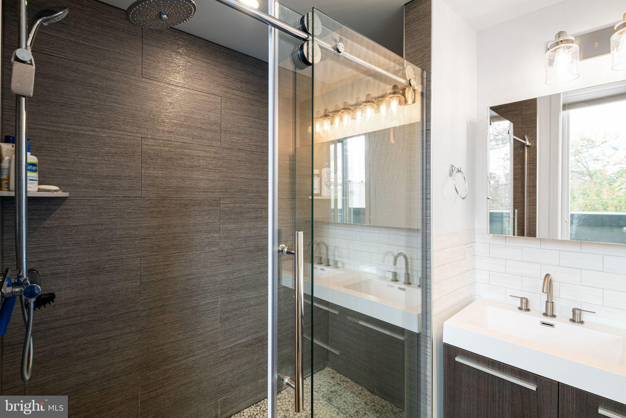 1757 WATERLOO STREET