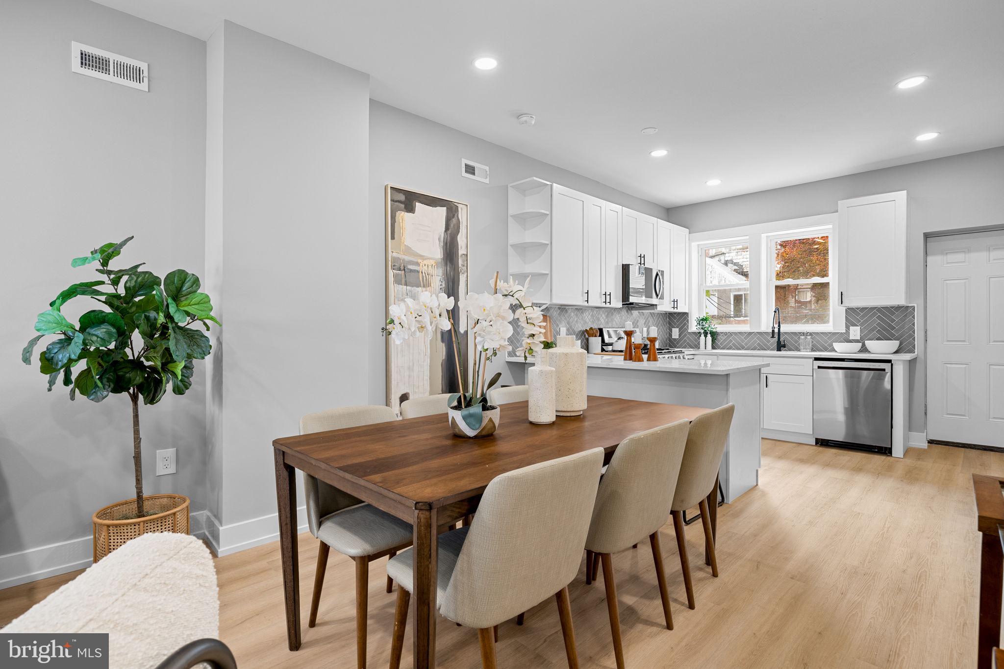 1030 S FRAZIER STREET