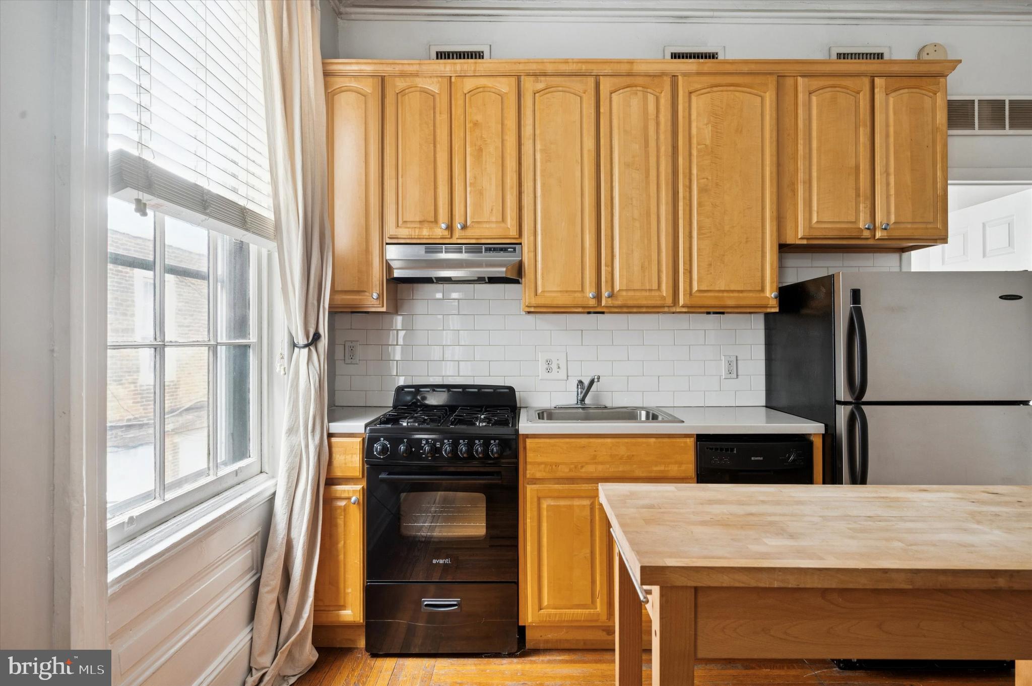 2019 SPRING GARDEN STREET 2R