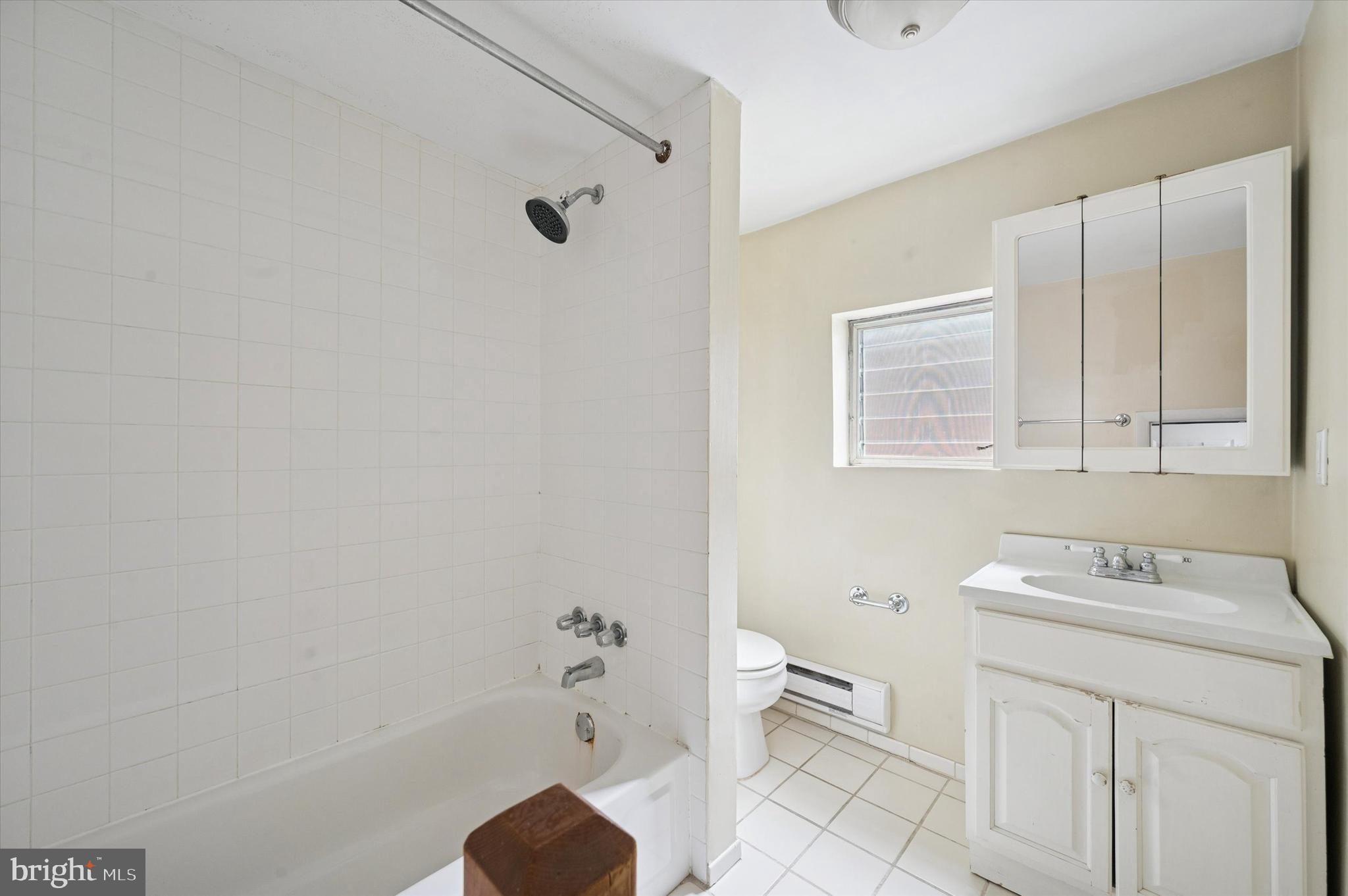 2019 SPRING GARDEN STREET 2R