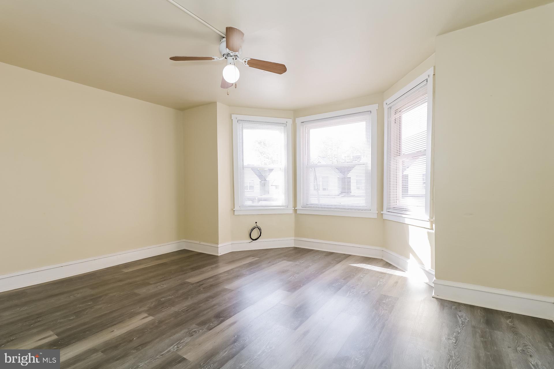 2503 S HOBSON STREET