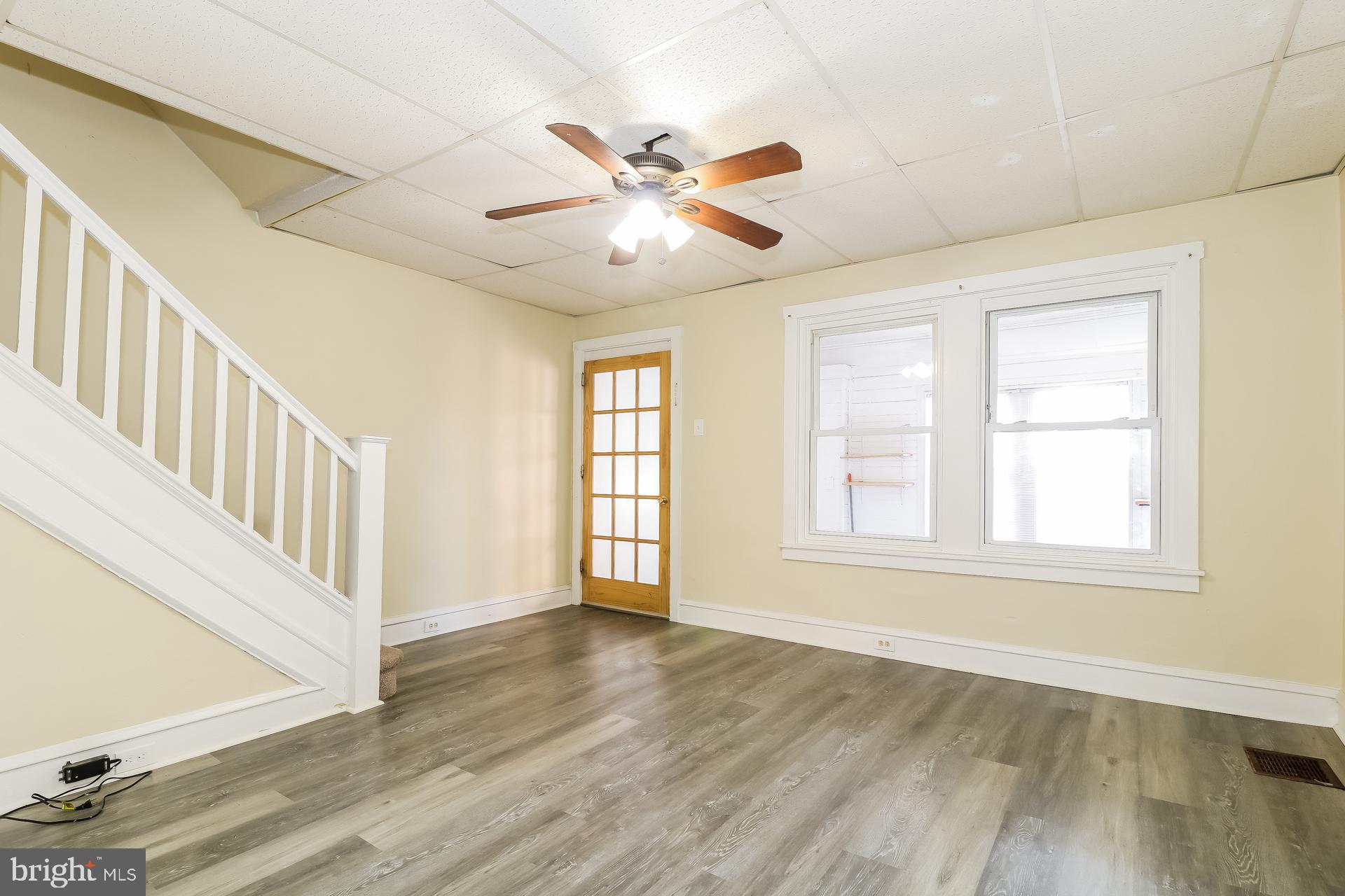 2503 S HOBSON STREET