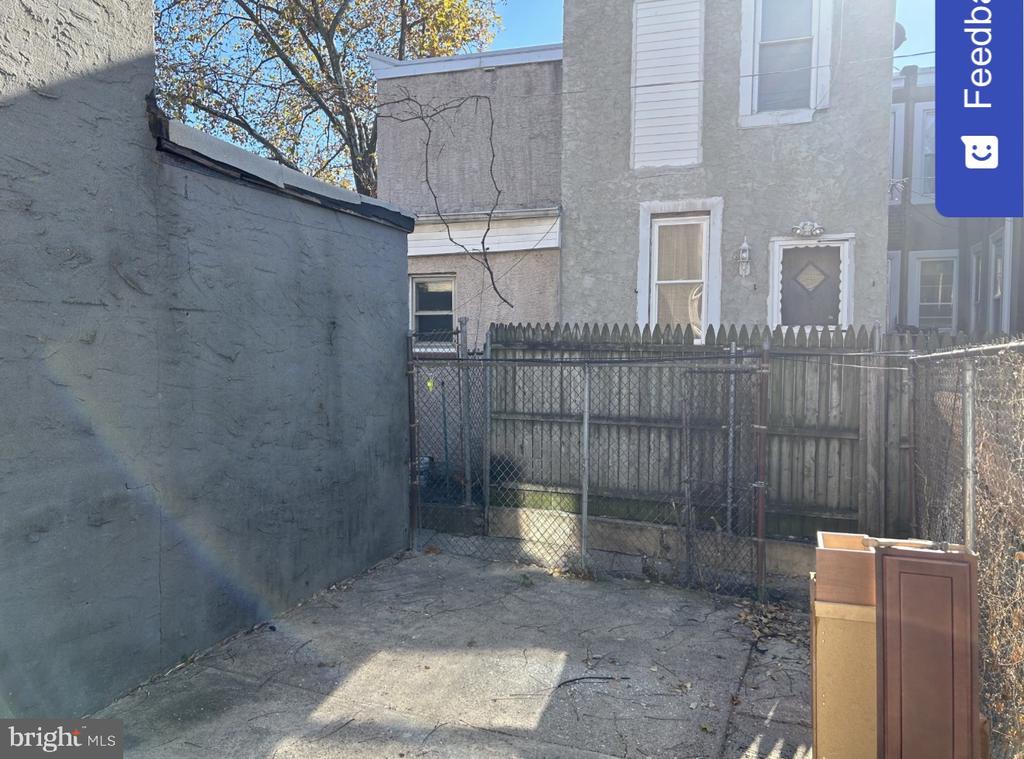 1902 BRUNNER STREET