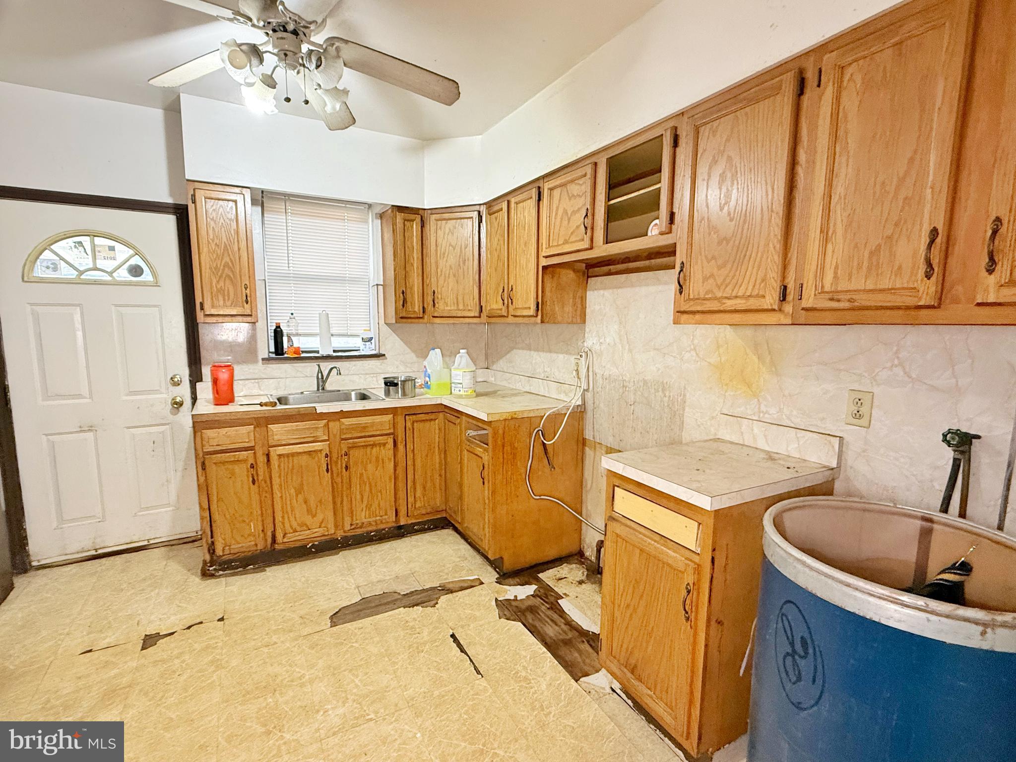 1605 S RINGGOLD STREET