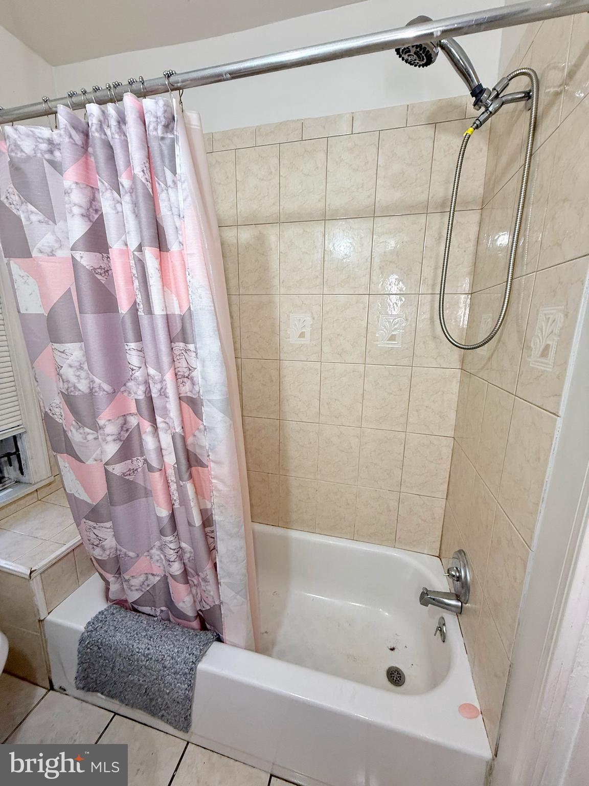 1605 S RINGGOLD STREET