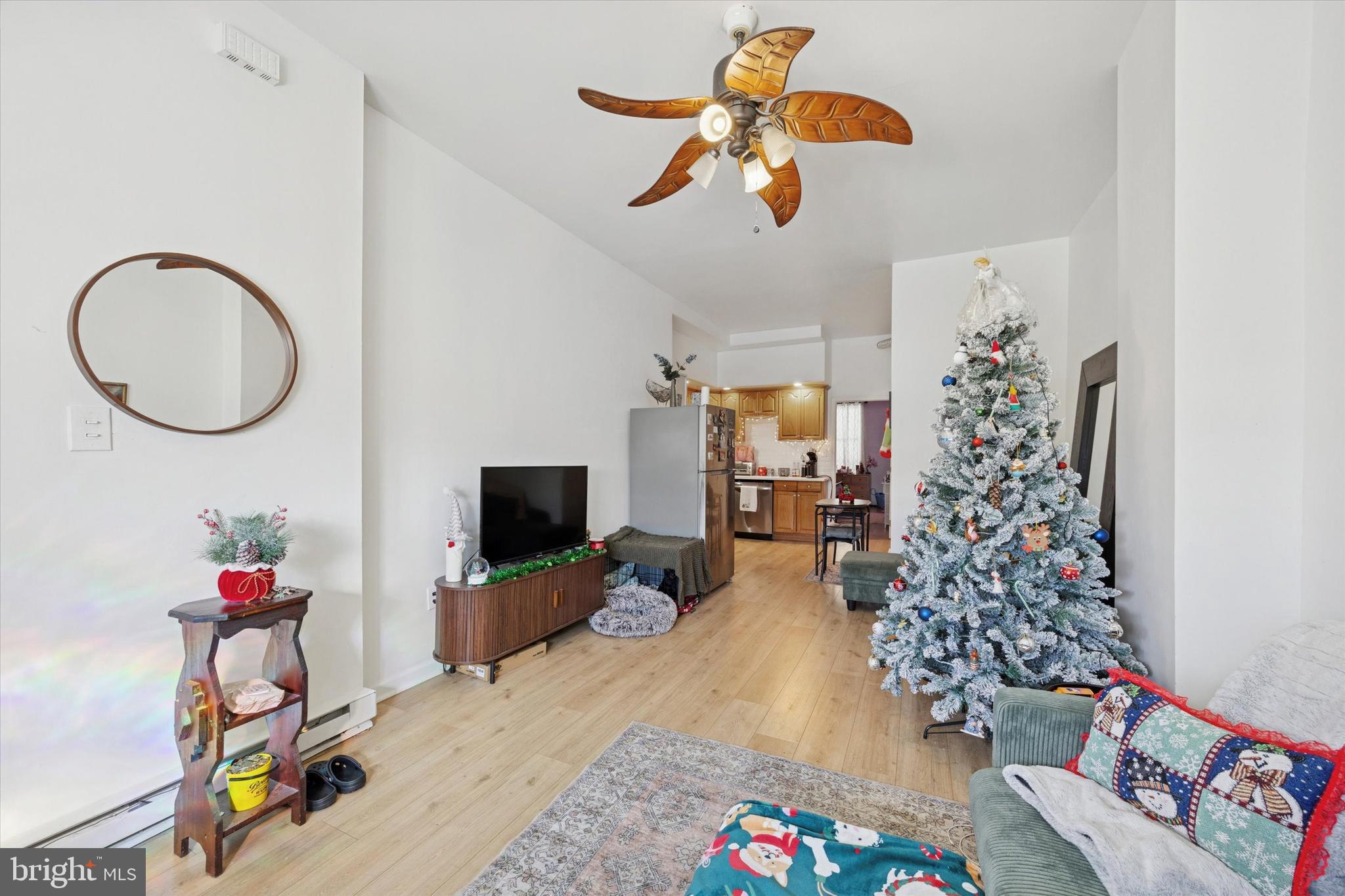 2343 E SOMERSET STREET