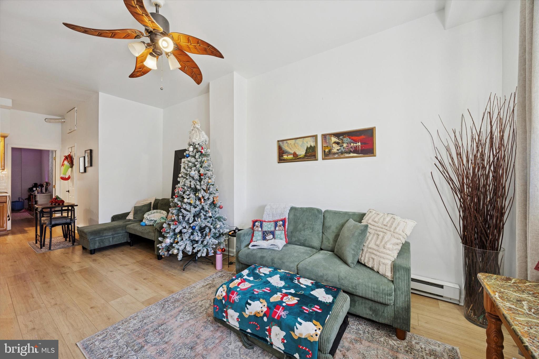 2343 E SOMERSET STREET