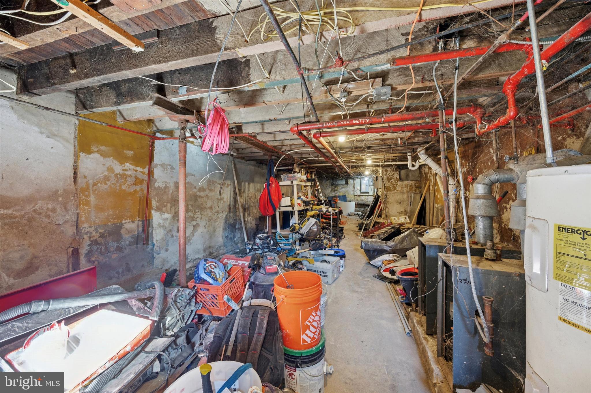 2343 E SOMERSET STREET