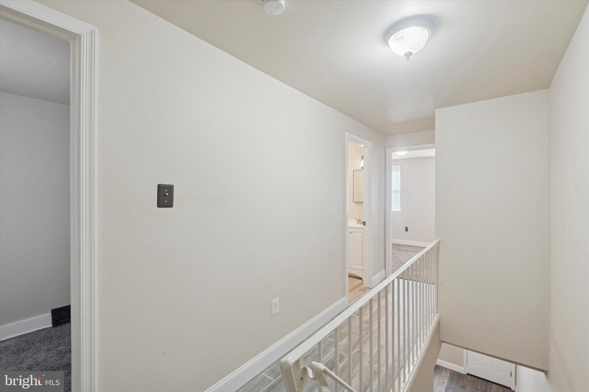 407 E CAMBRIA STREET